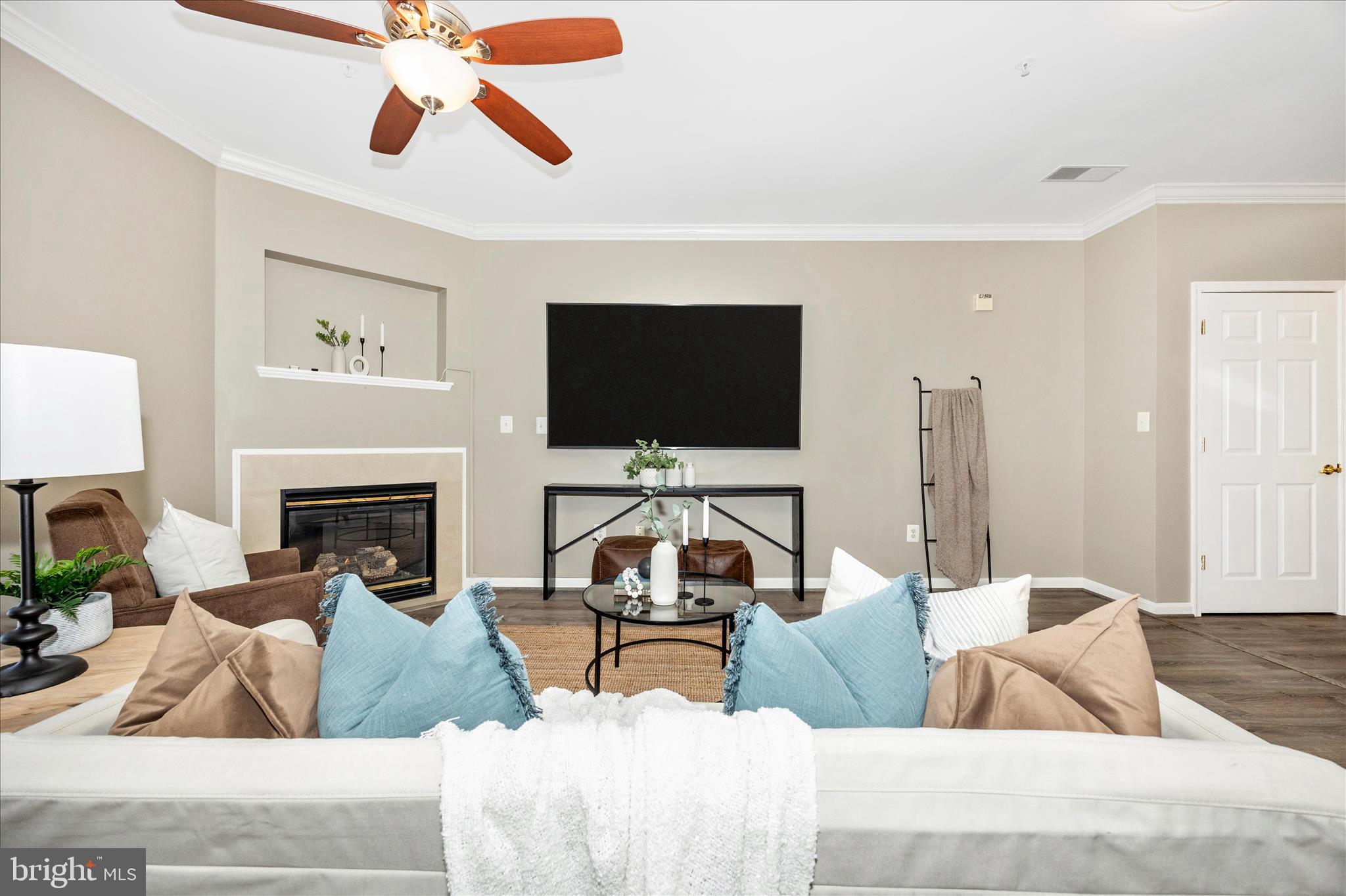 HOMELAND - Residential