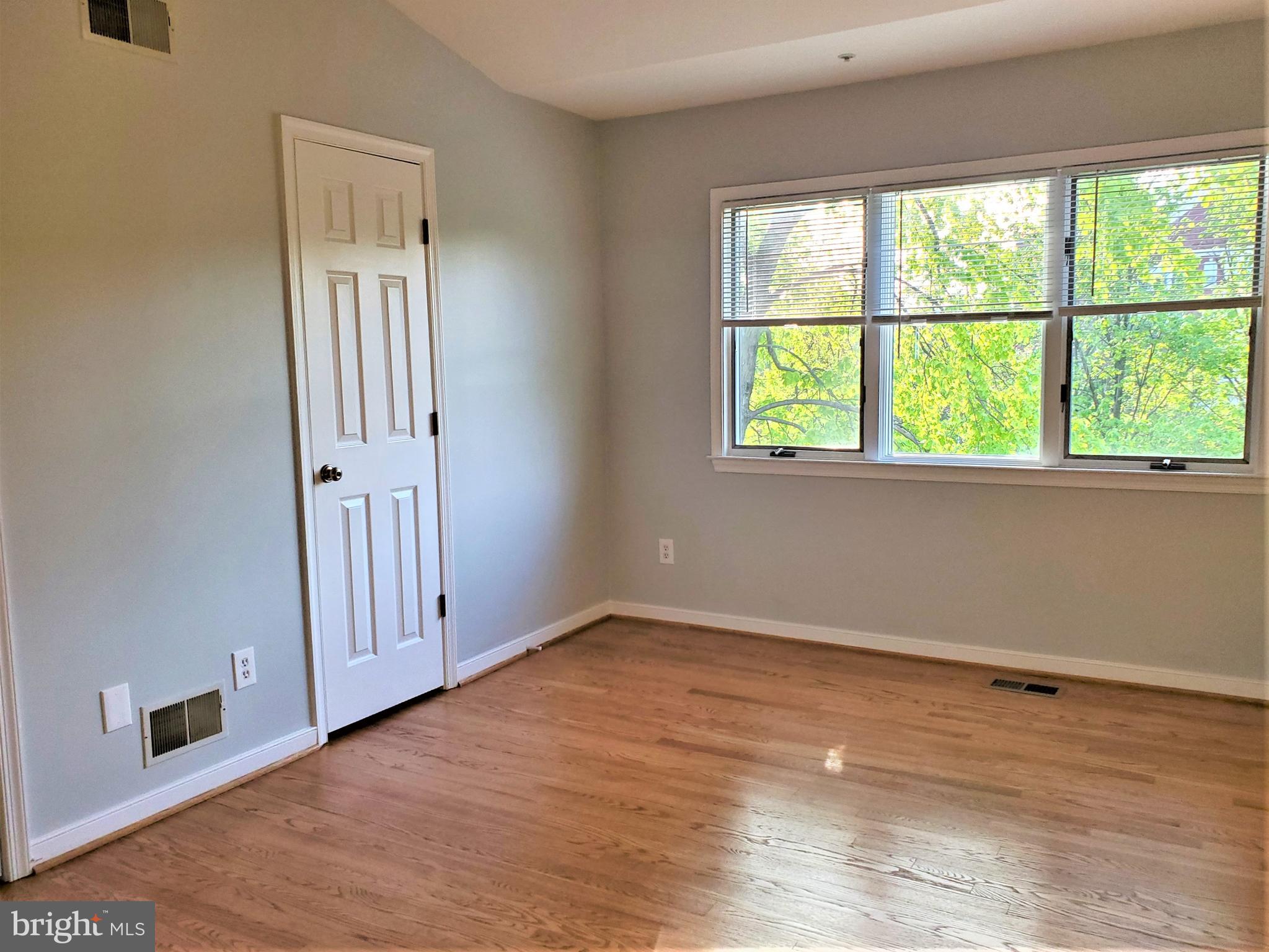 ROCKCREST - Residential Lease