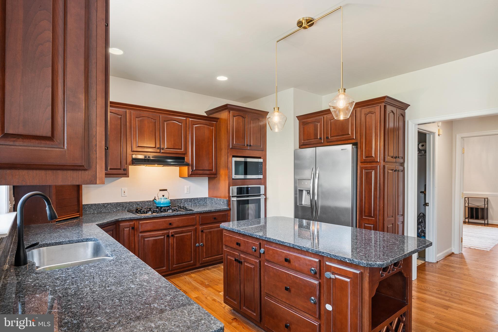 CHALLEDON - Residential