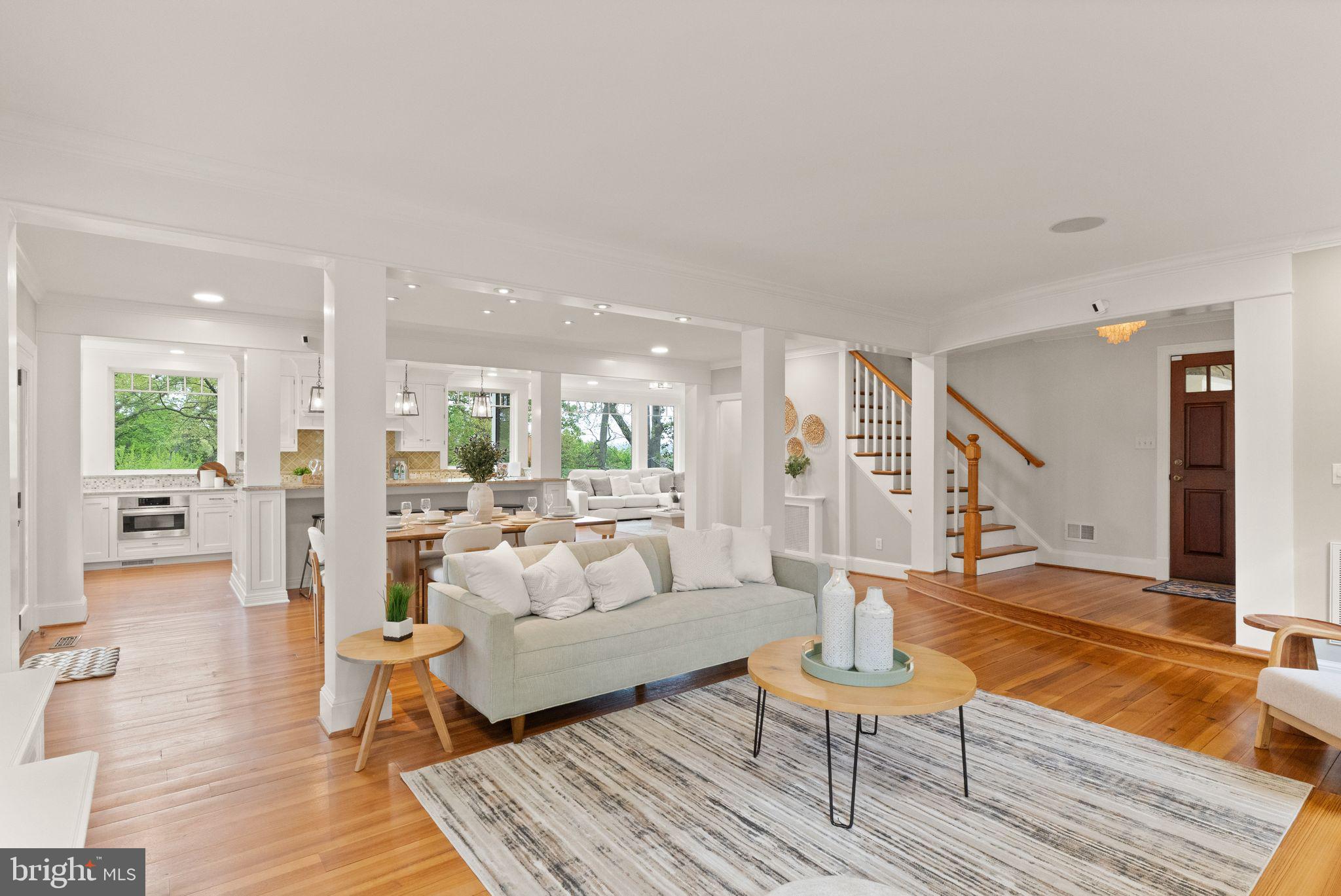 BEVERLY HILLS - Residential