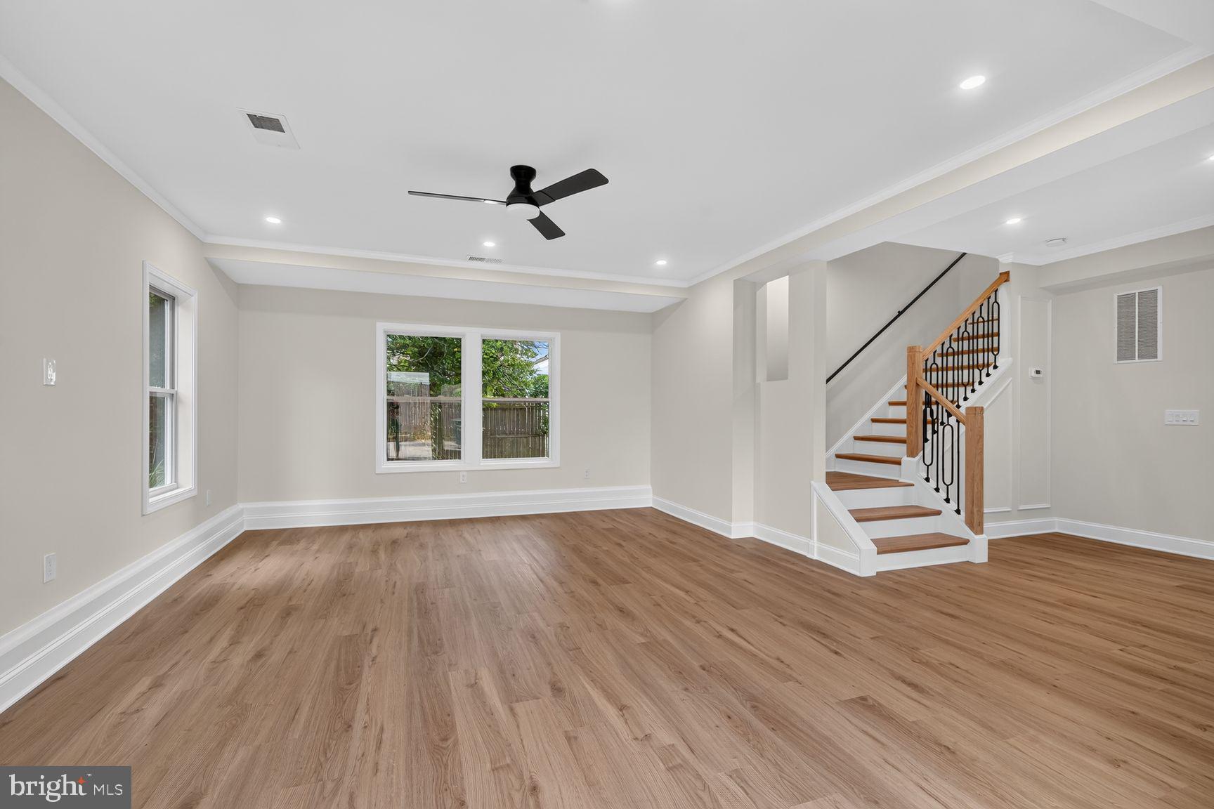 SPRINGFIELD - Residential