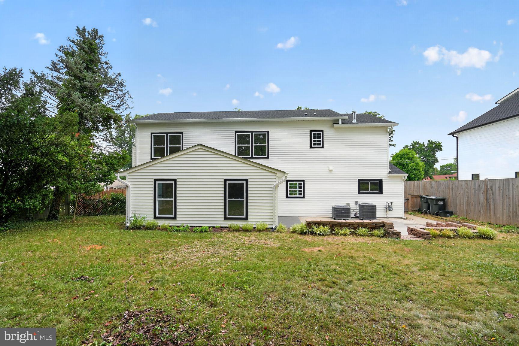 SPRINGFIELD - Residential