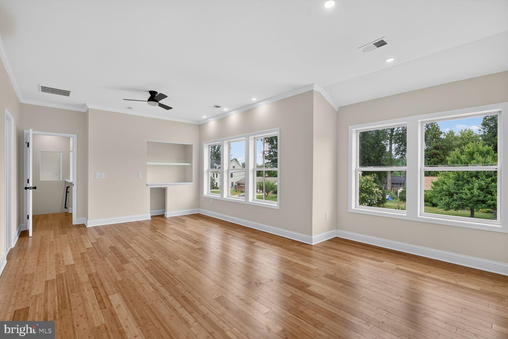 SPRINGFIELD - Residential