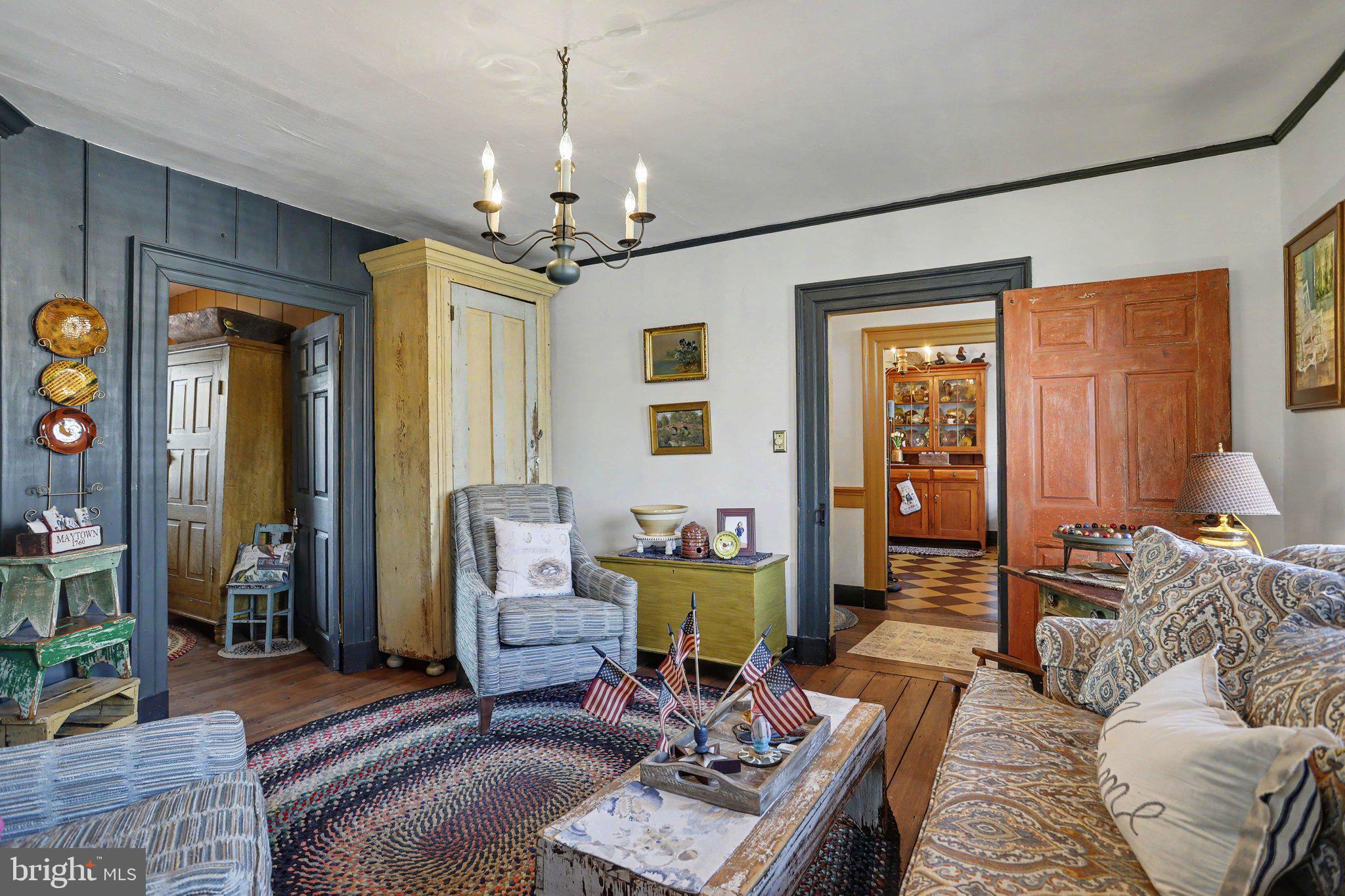 MAYTOWN - Residential
