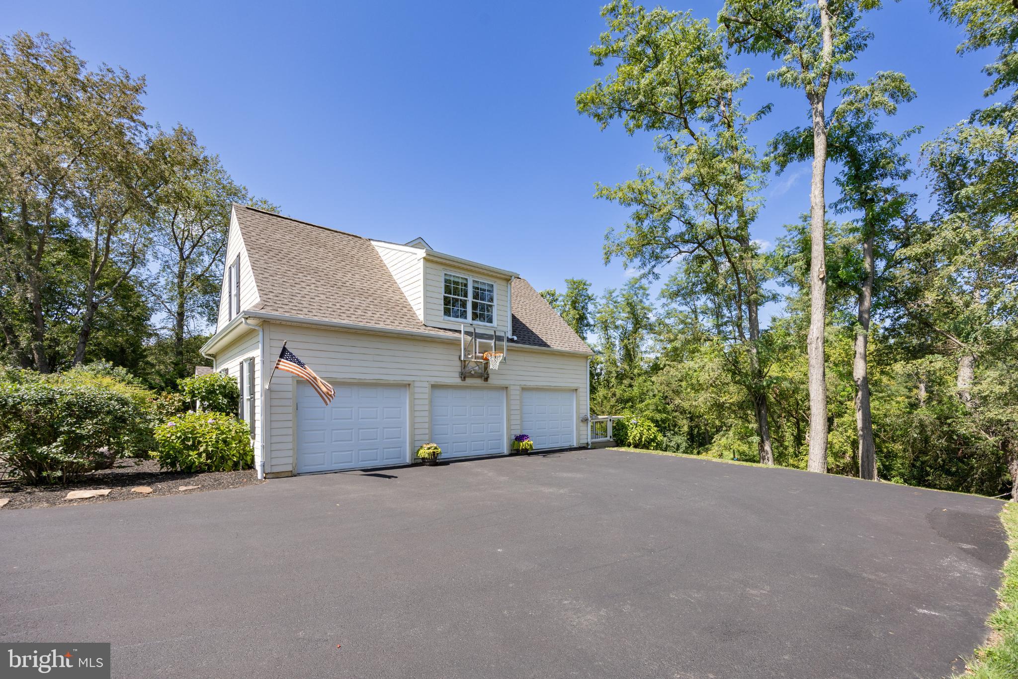 TAYLORS RUN - Residential