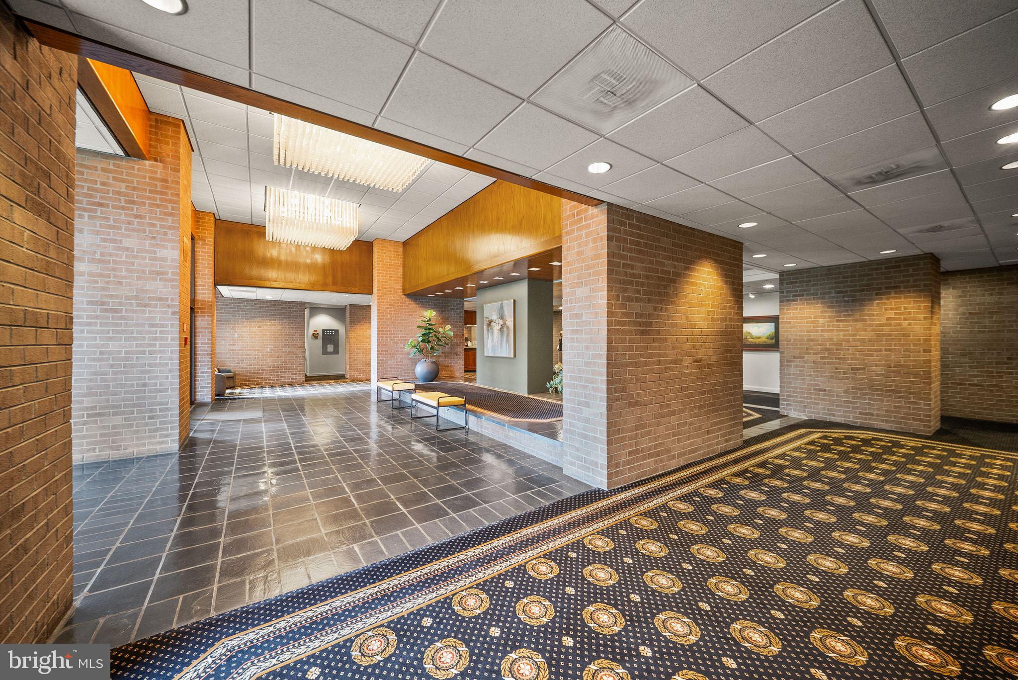 REGENCY AT MCLEAN - Residential