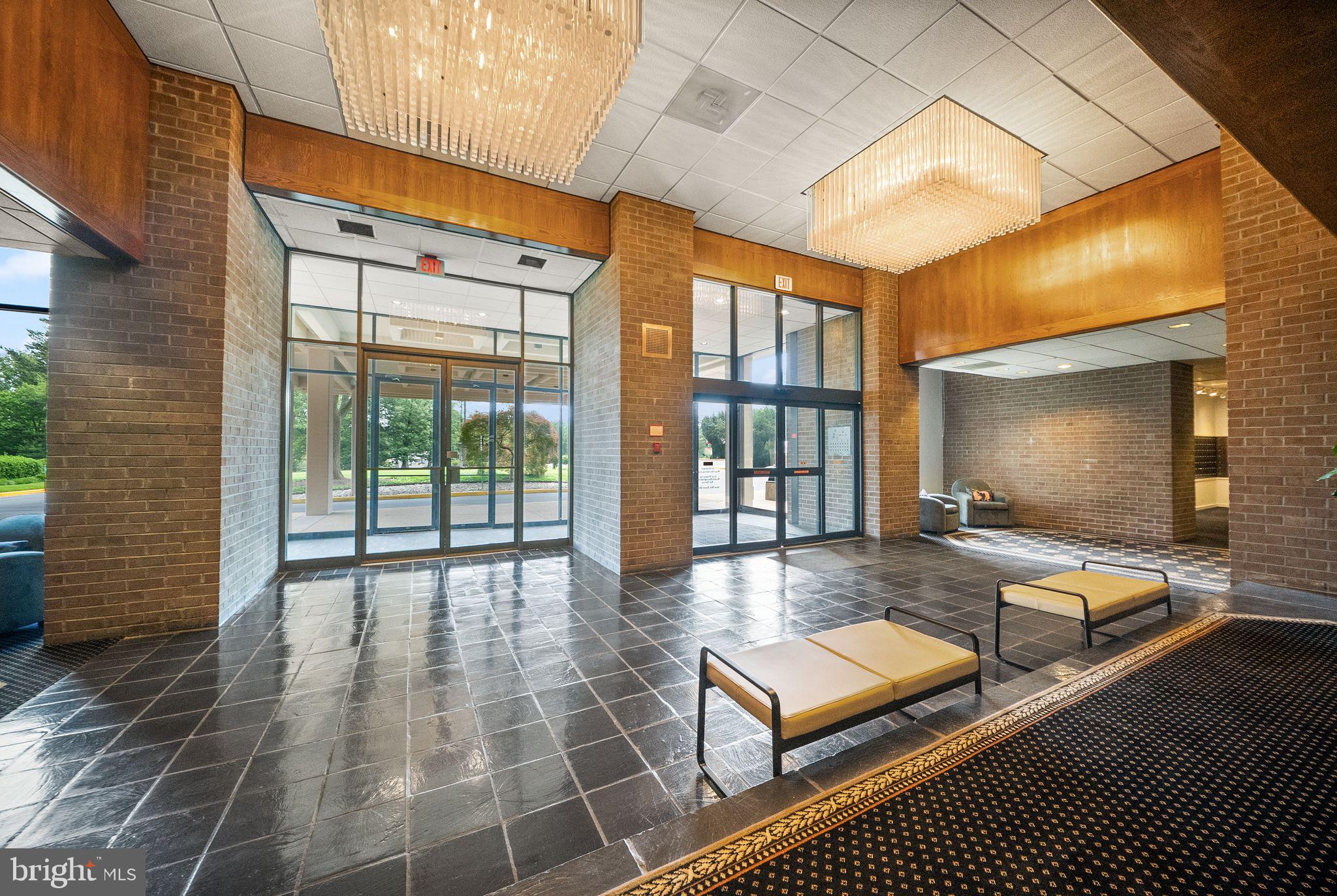 REGENCY AT MCLEAN - Residential