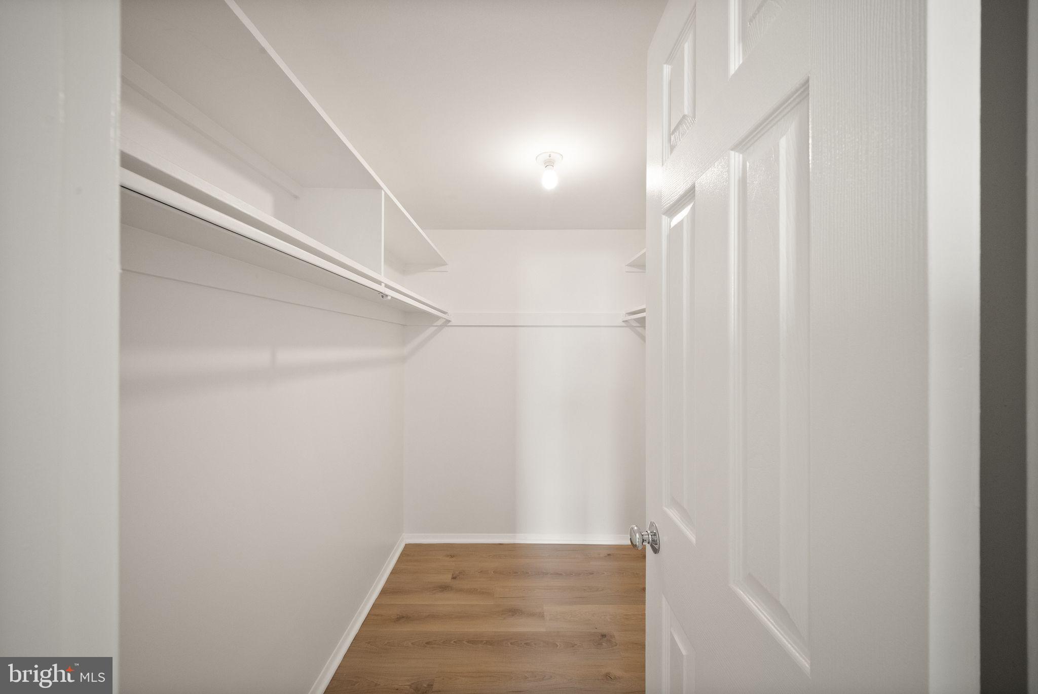 REGENCY AT MCLEAN - Residential