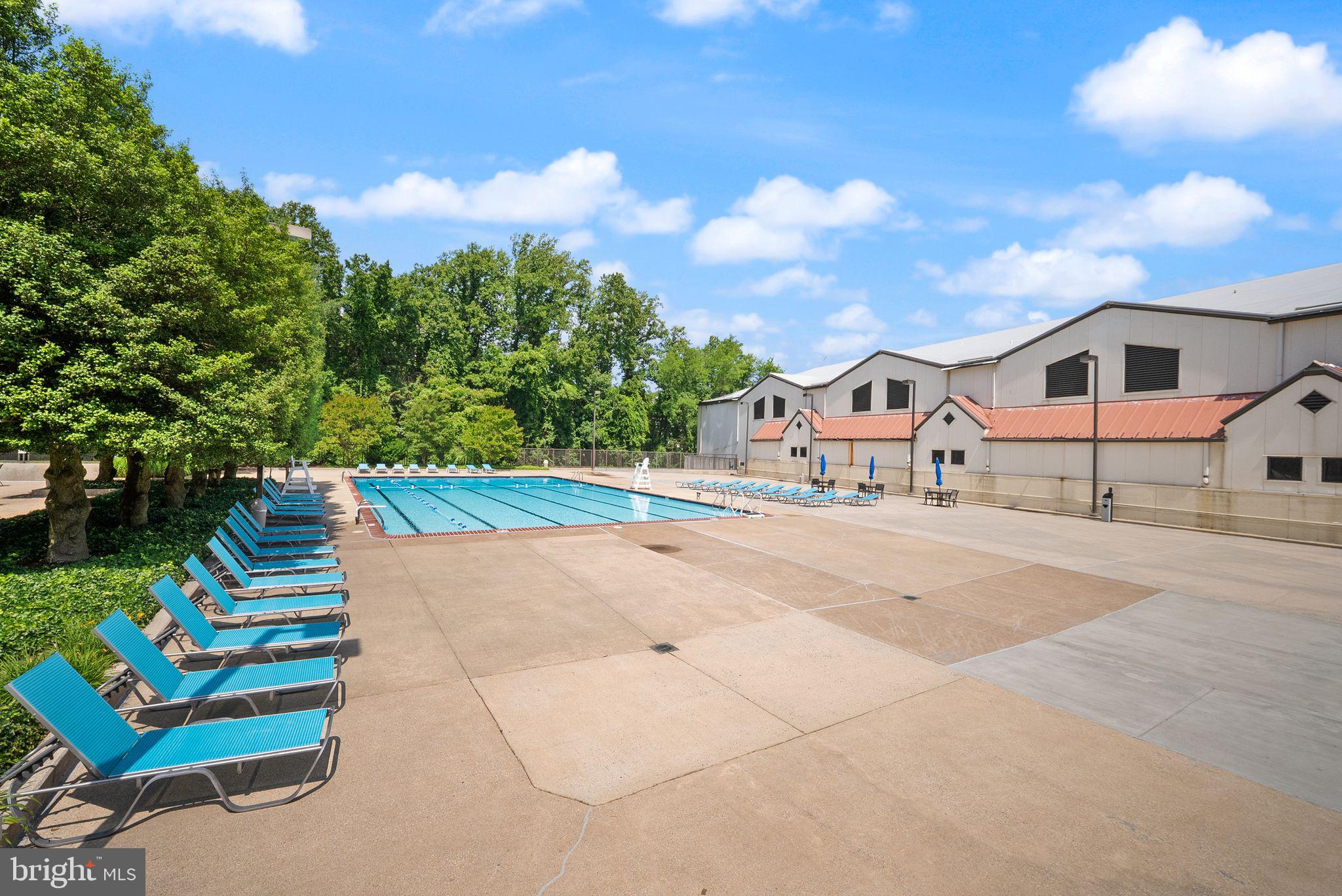 REGENCY AT MCLEAN - Residential