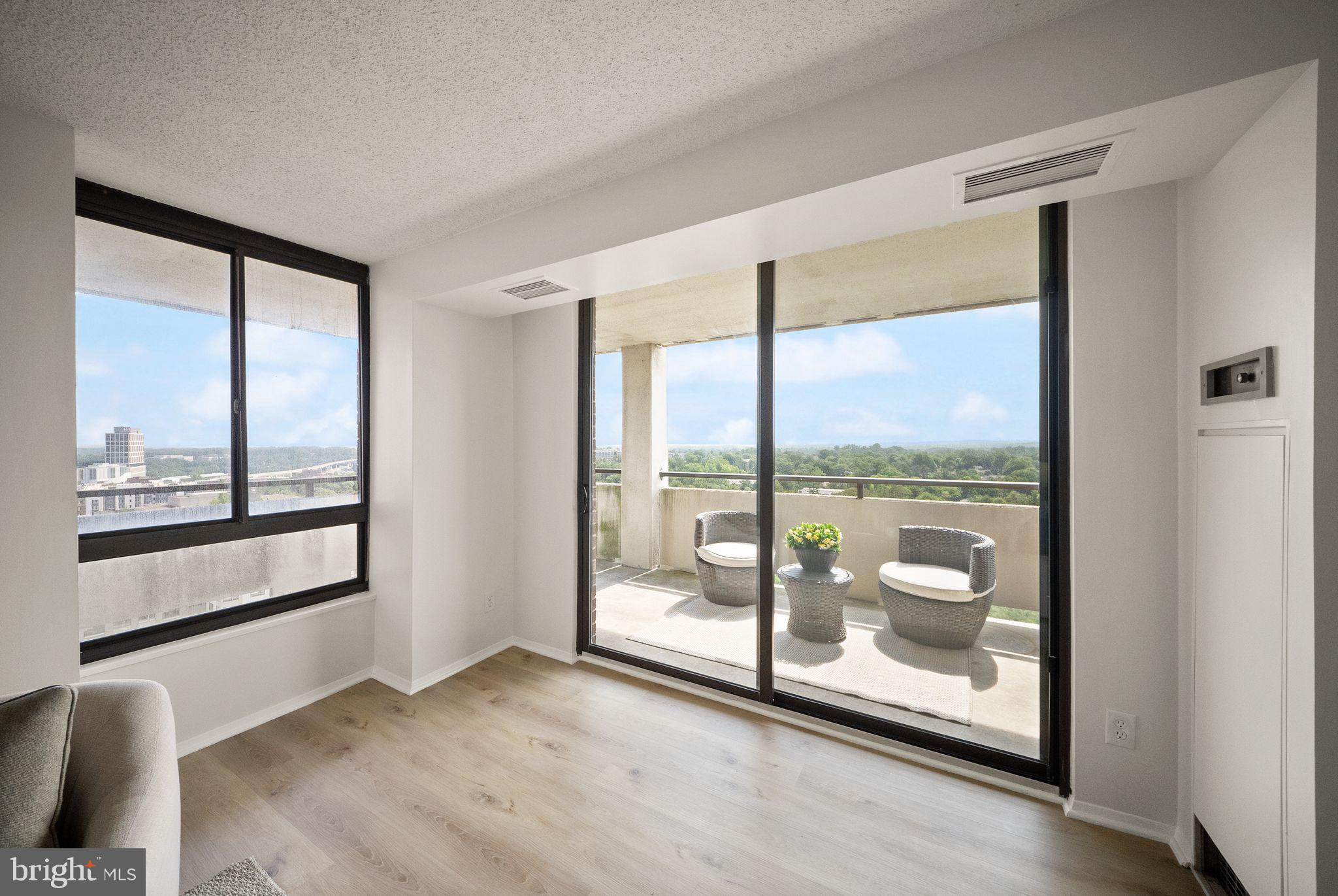 REGENCY AT MCLEAN - Residential