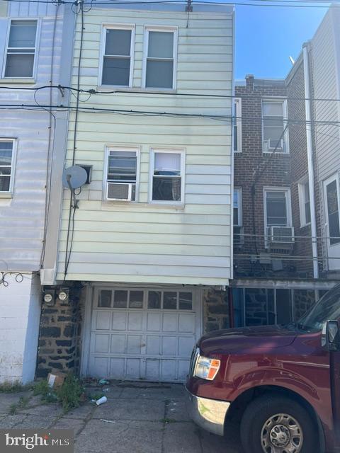 PHILADELPHIA - Residential