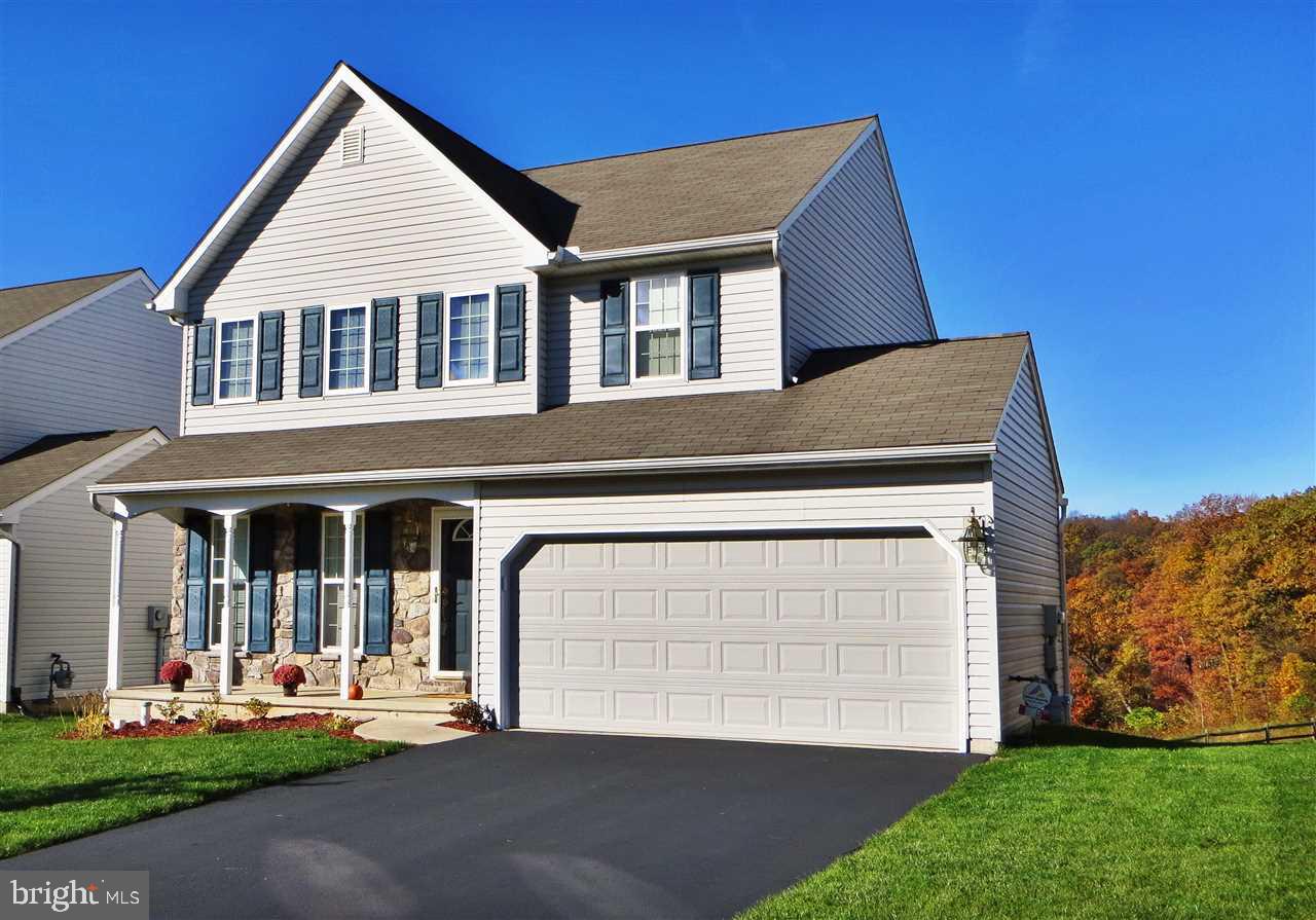 Sparkling stone front Traditional 3BR, 3BA 2-sty w/ extra-spacious rooms, jacuzzi tub, plus separate shower & double sink vanity.  1750sf living area, above-ground plus walk-out BSMT ready to finish for another 600sf.  Large deck adjoins walk path to workout stations & playground.  Located Chatham Creek & 45 mins to Towson, MD.