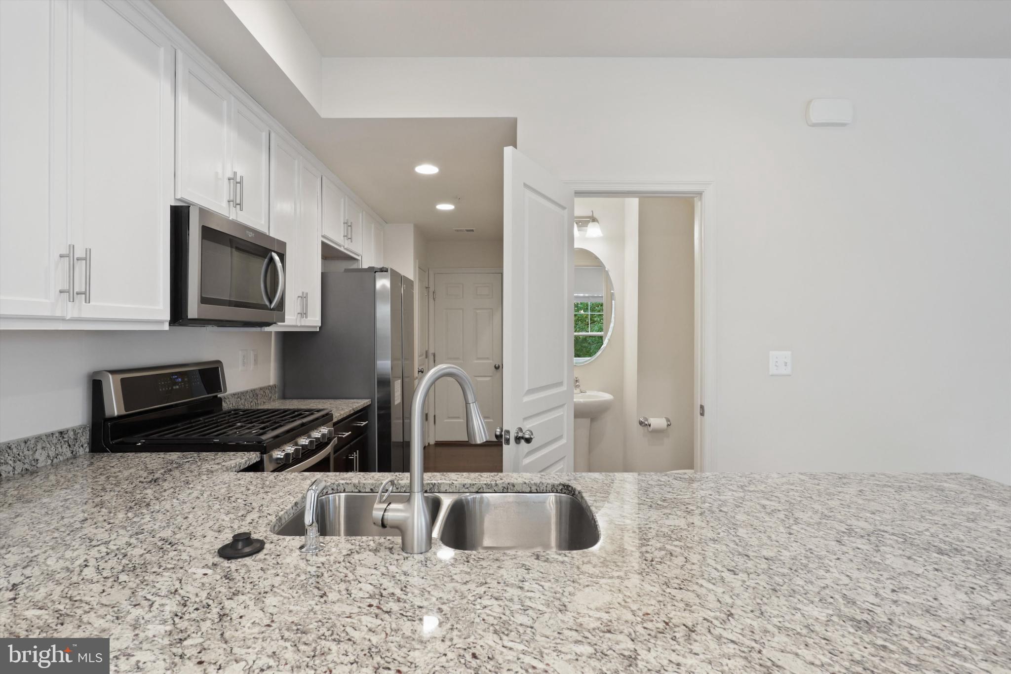 POTOMAC CREST - Residential Lease