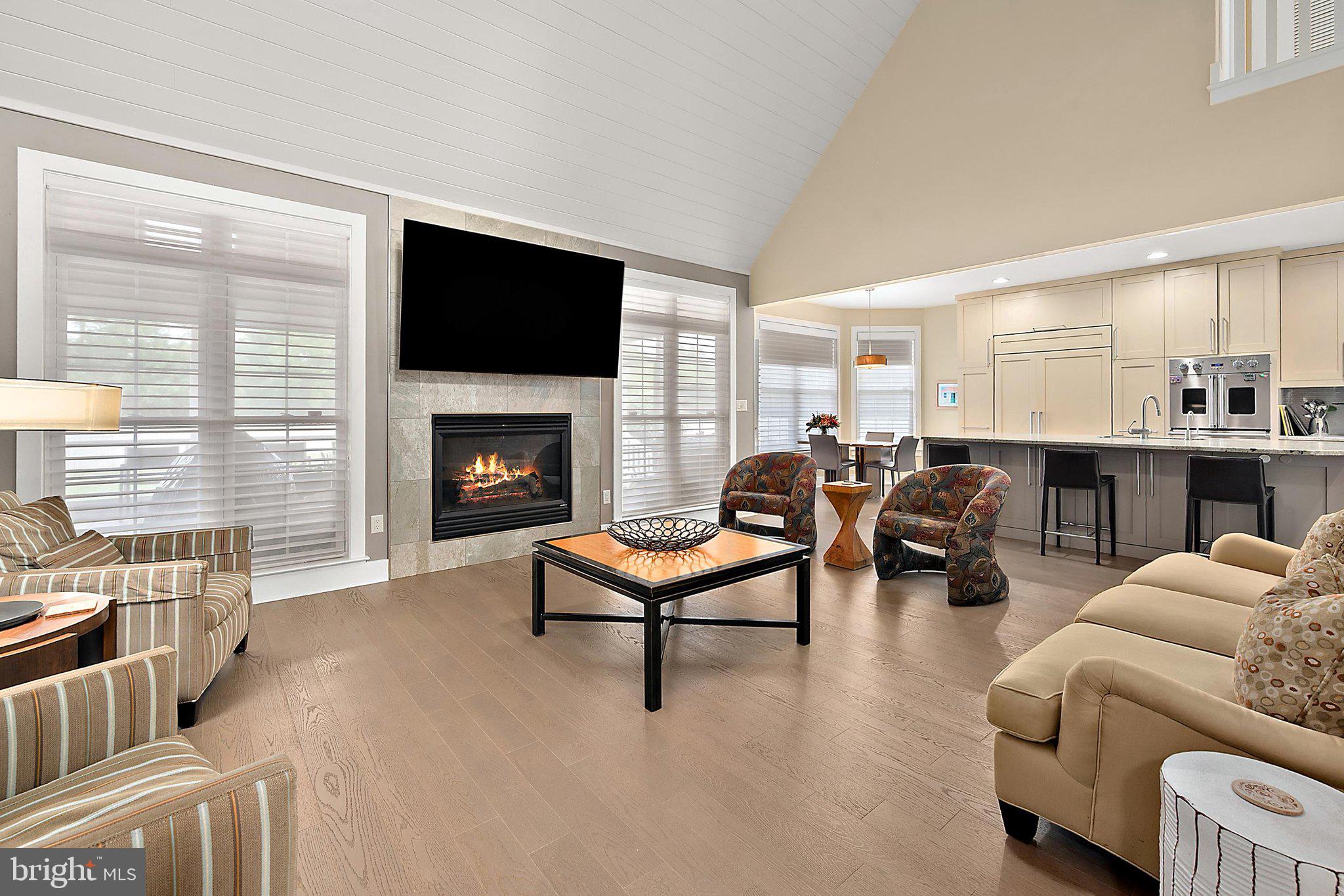 BAYBERRY ESTATES - Residential