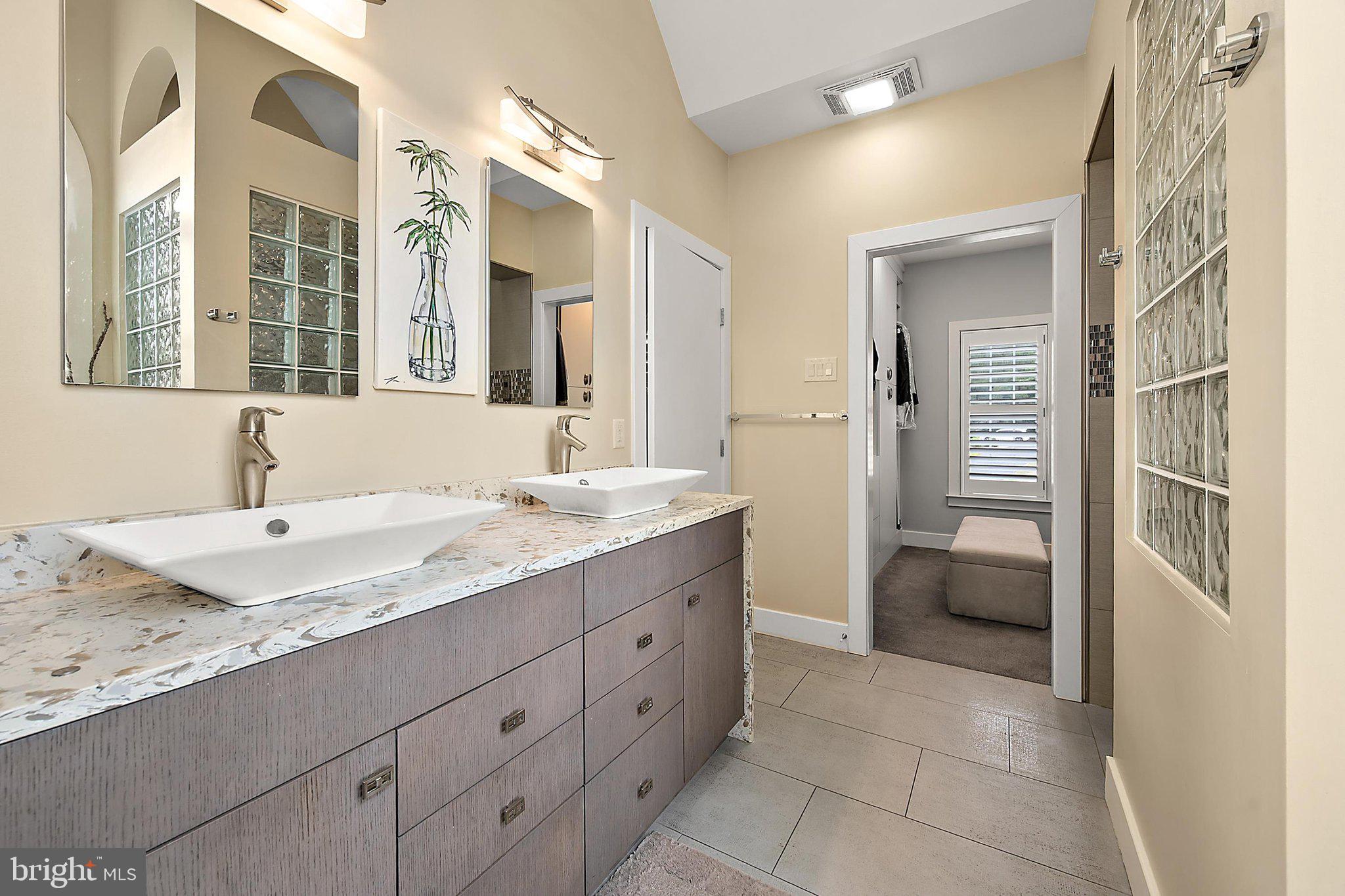BAYBERRY ESTATES - Residential