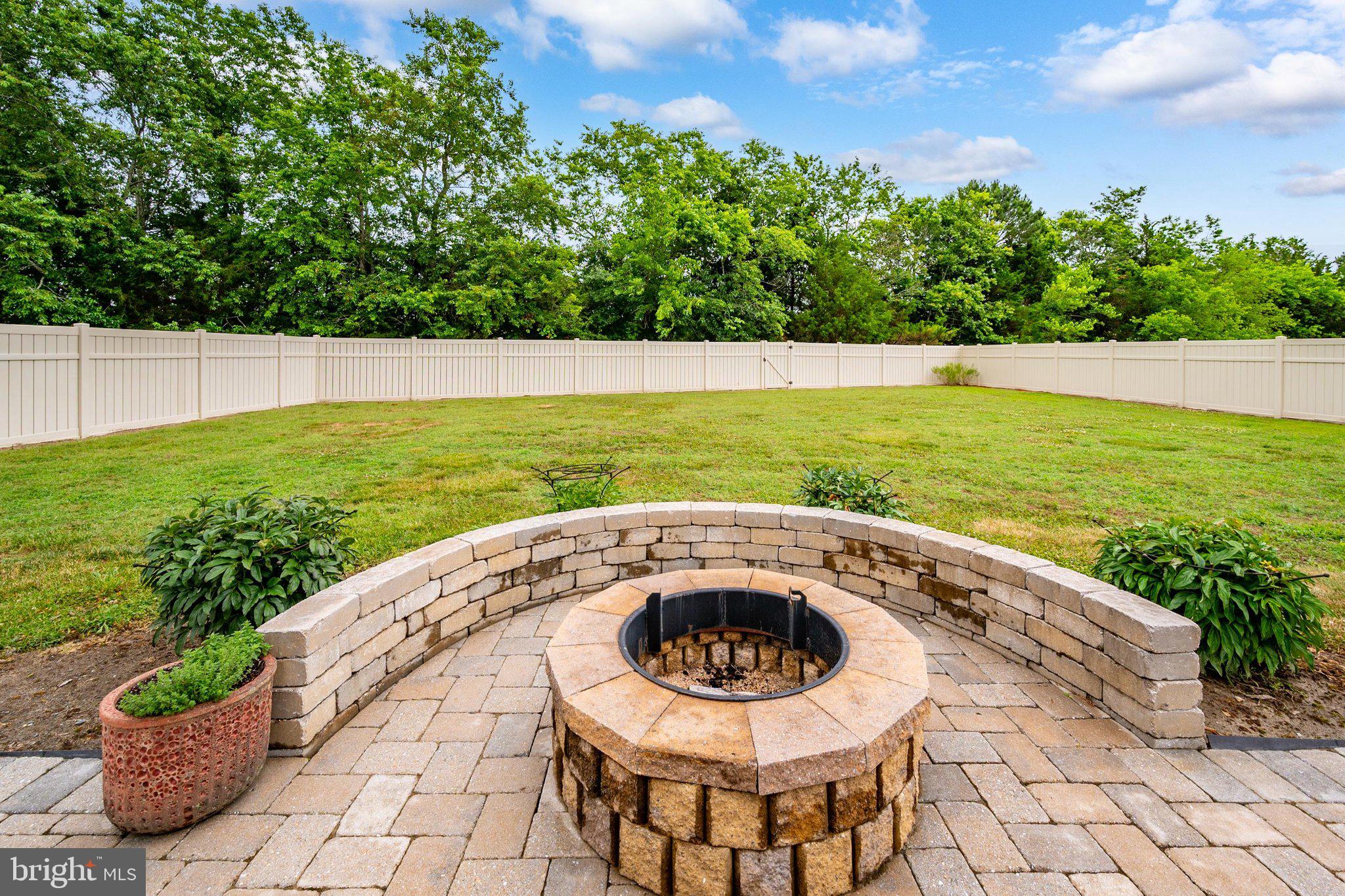 BAYBERRY ESTATES - Residential