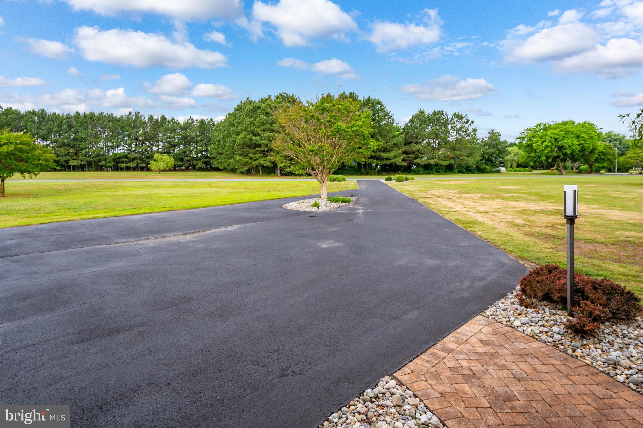 BAYBERRY ESTATES - Residential