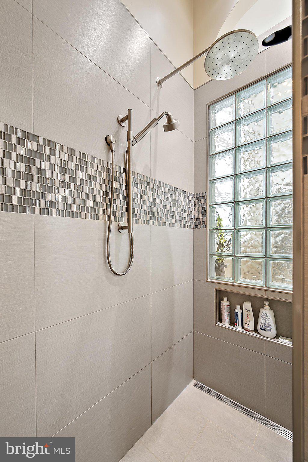 BAYBERRY ESTATES - Residential