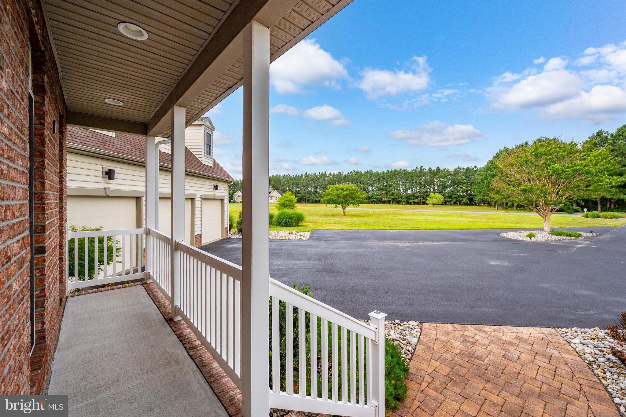 BAYBERRY ESTATES - Residential