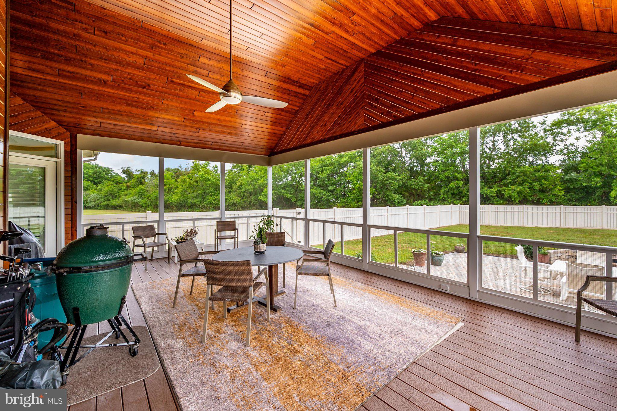 BAYBERRY ESTATES - Residential
