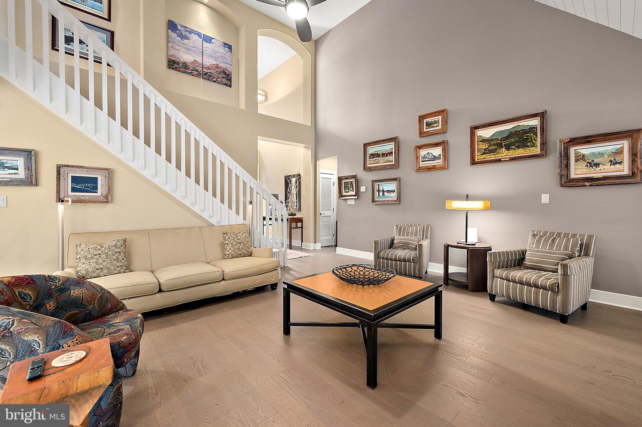 BAYBERRY ESTATES - Residential