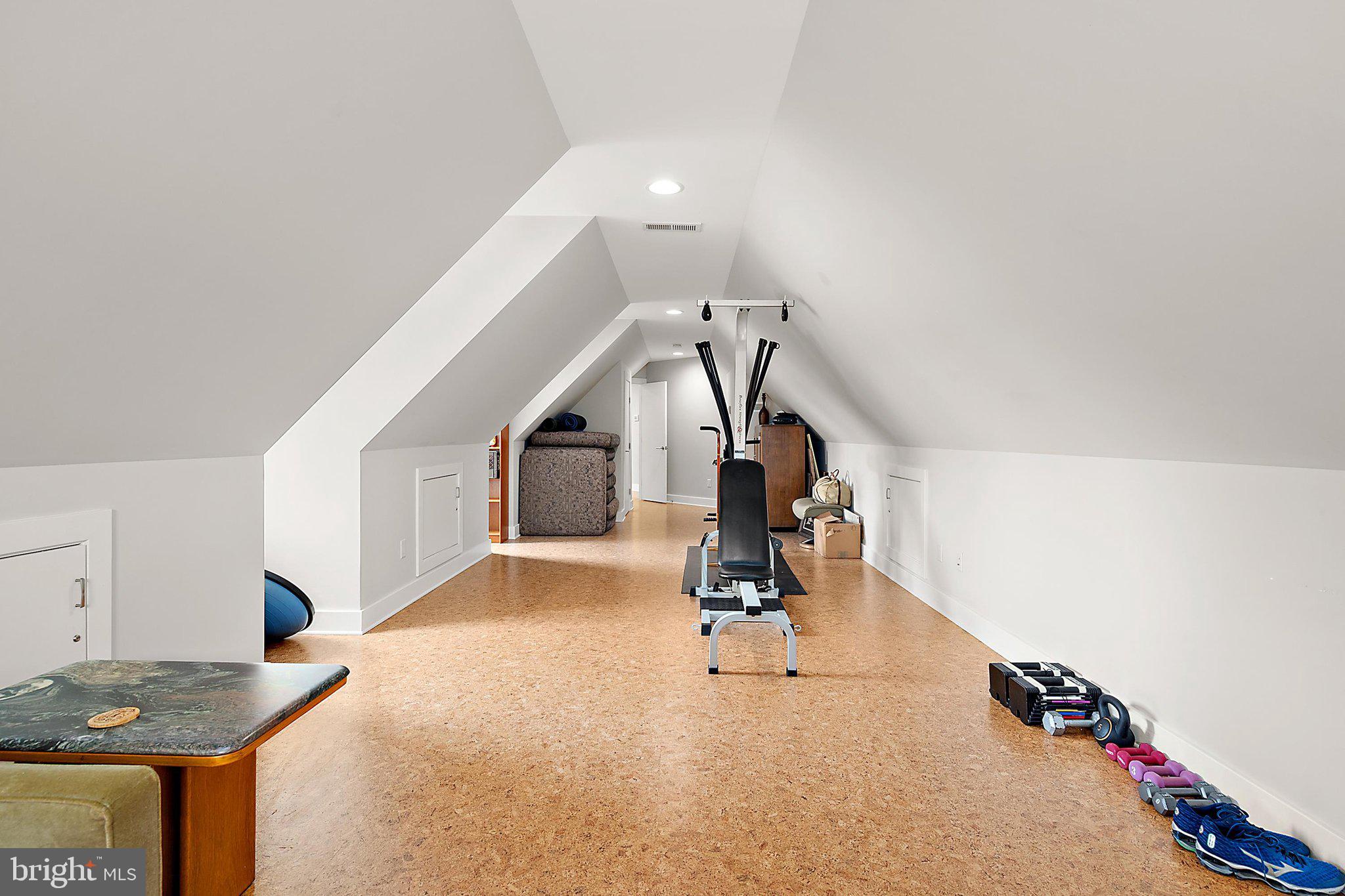 BAYBERRY ESTATES - Residential