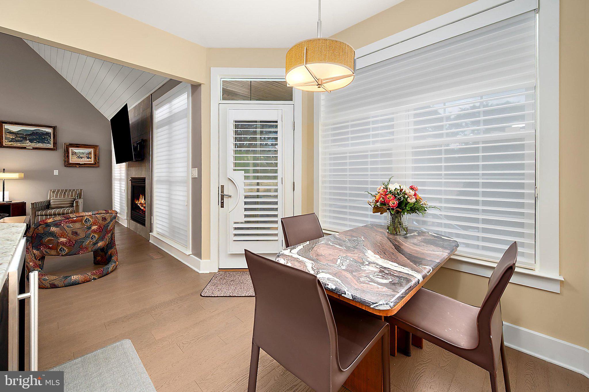 BAYBERRY ESTATES - Residential
