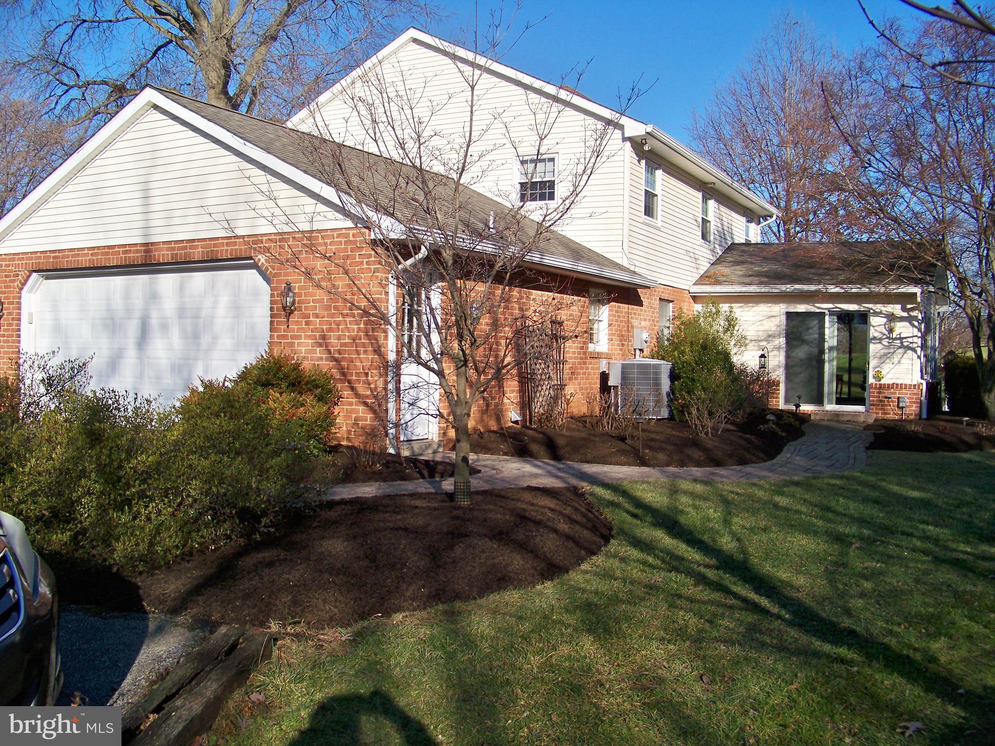 STRASBURG TWP - Farm