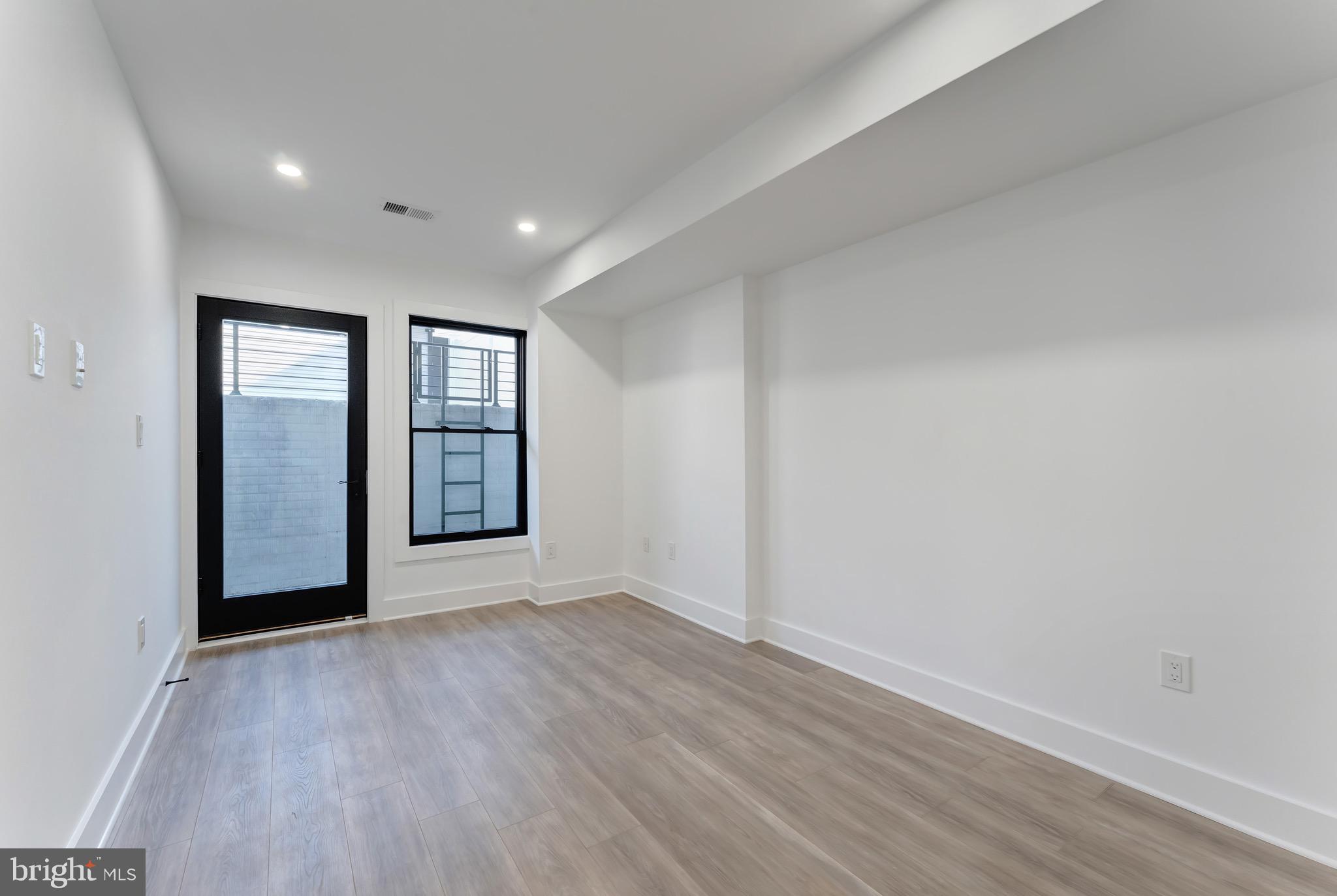 COLUMBIA HEIGHTS - Residential