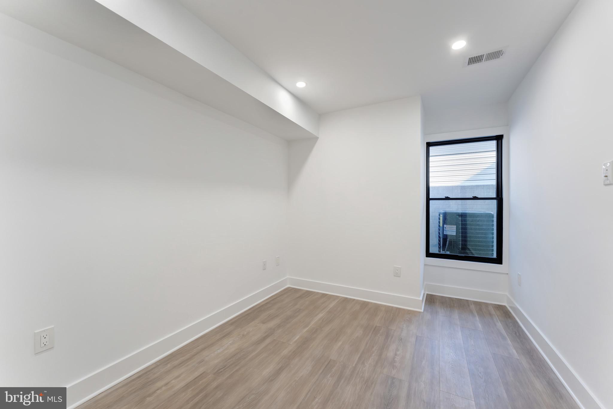 COLUMBIA HEIGHTS - Residential
