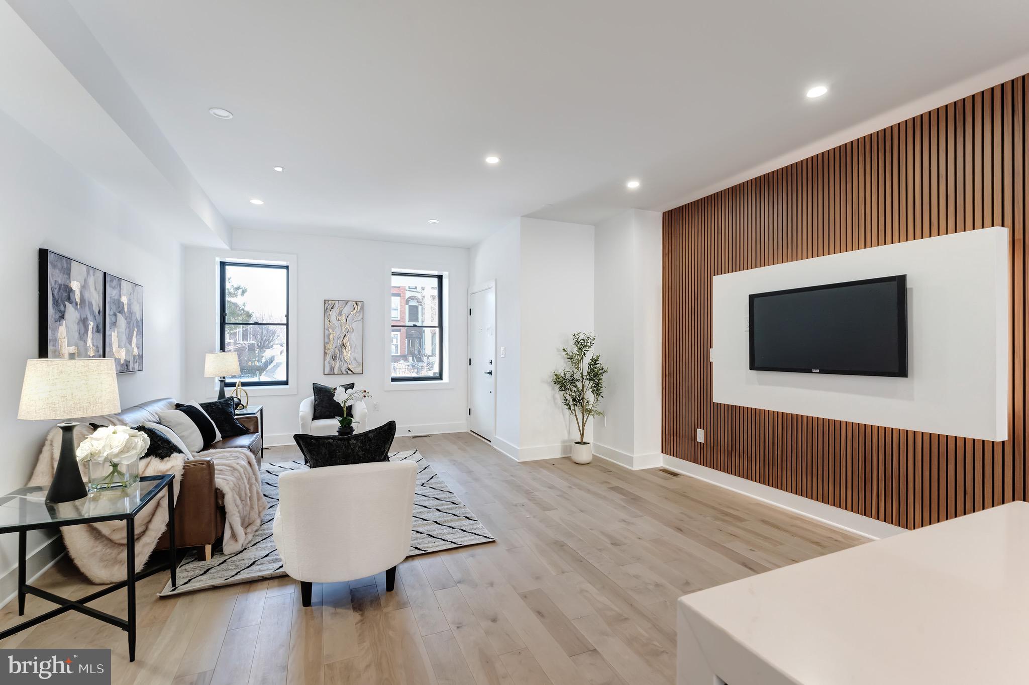 COLUMBIA HEIGHTS - Residential