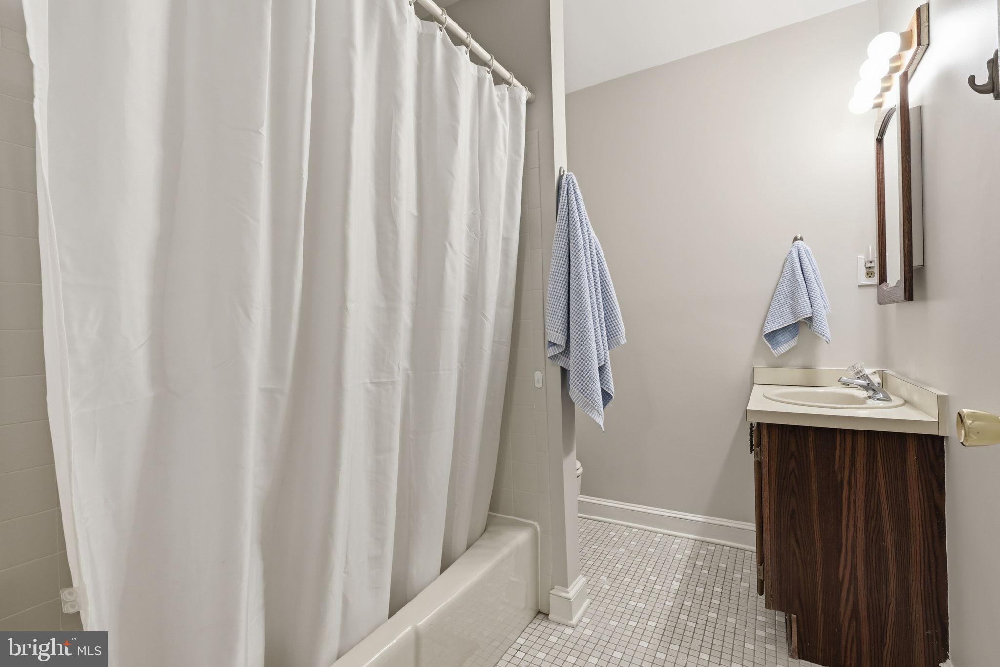 BELLEVIEW ESTATES - Residential