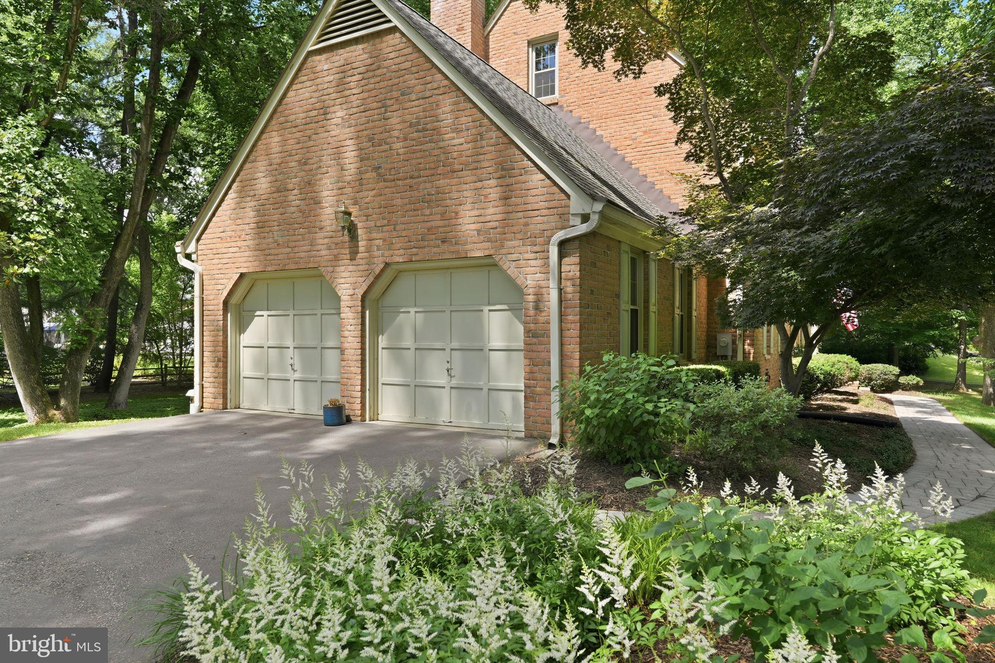 BELLEVIEW ESTATES - Residential