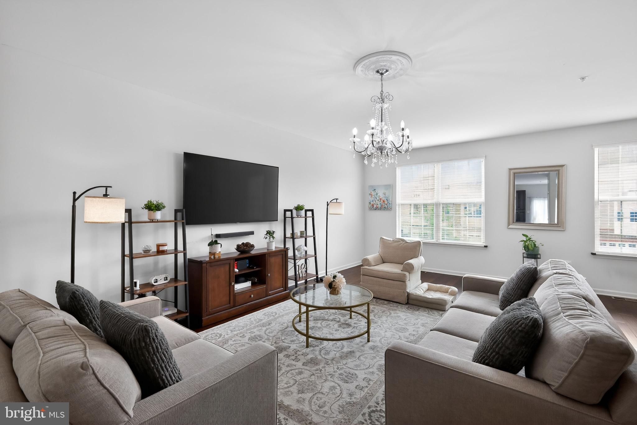 TALLYN RIDGE - Residential