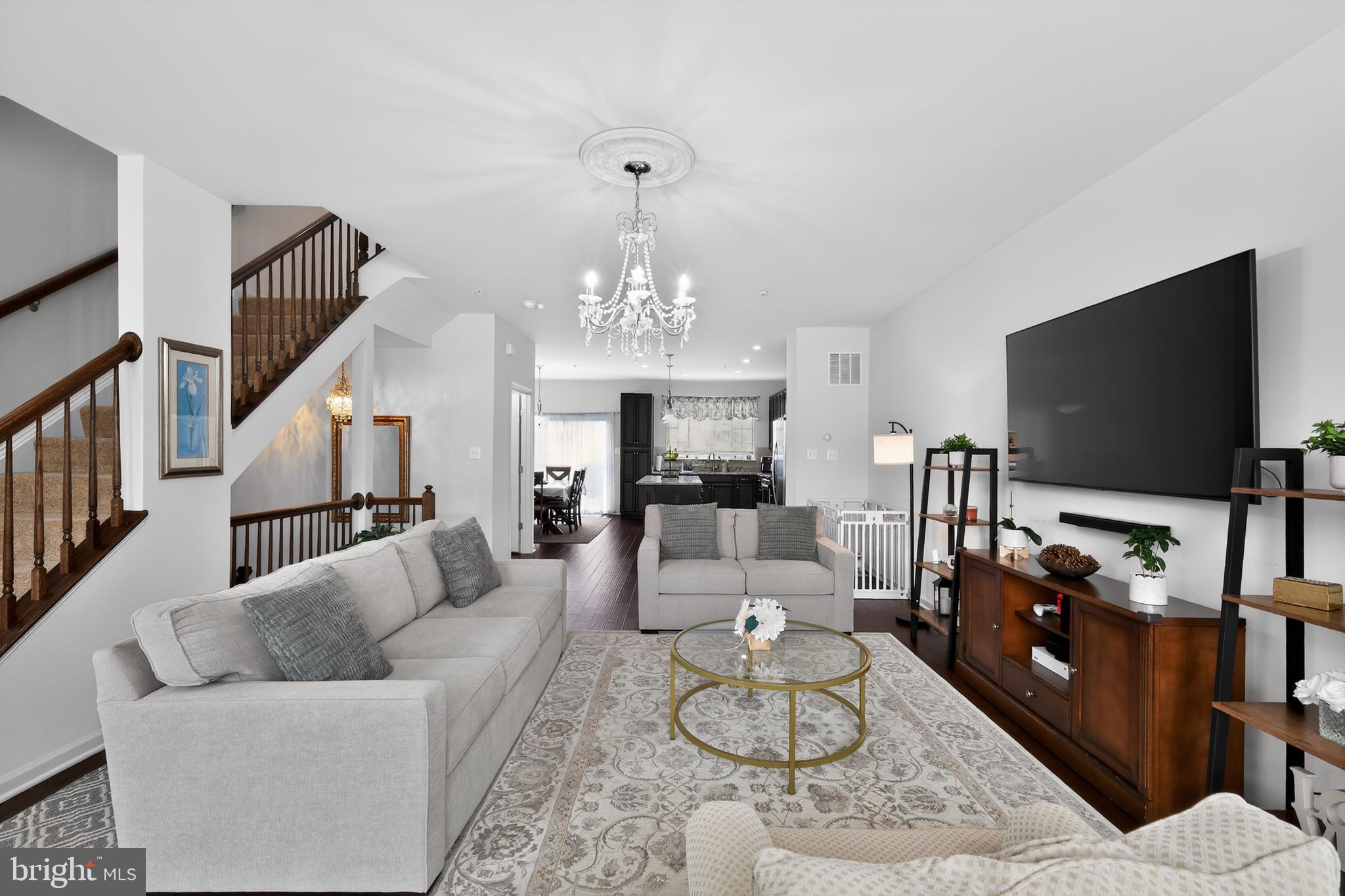 TALLYN RIDGE - Residential