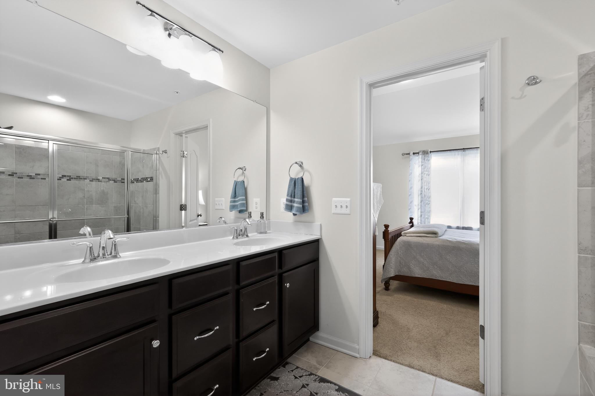 TALLYN RIDGE - Residential