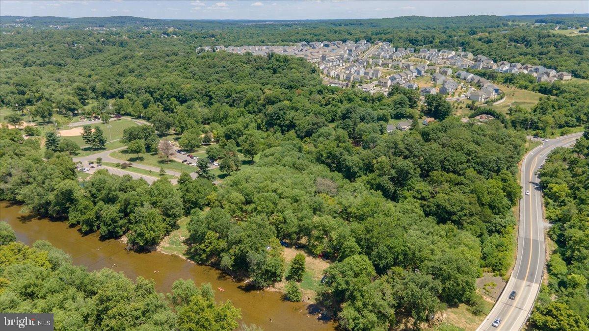 TALLYN RIDGE - Residential