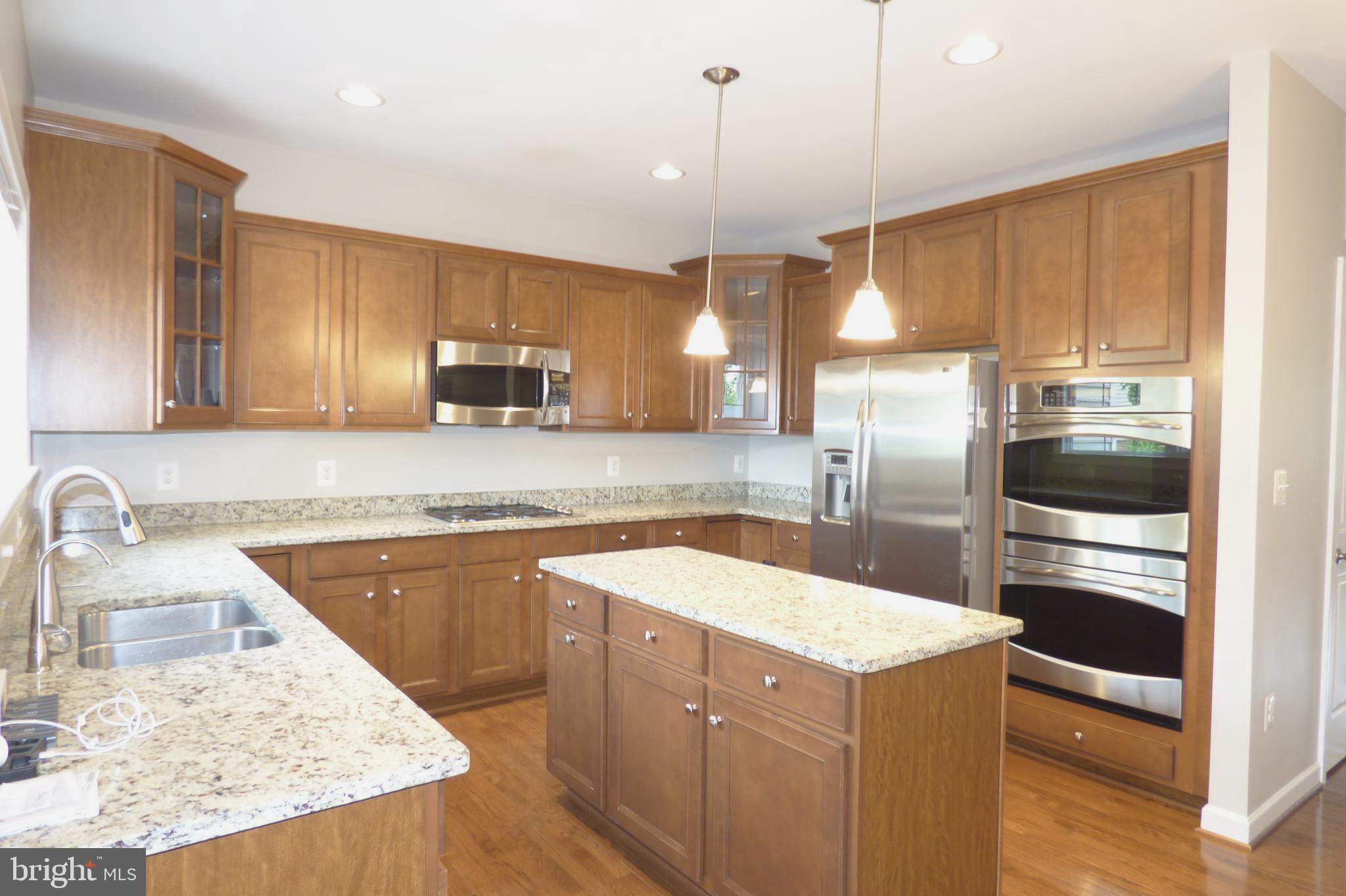 RIVER POINTE - Residential