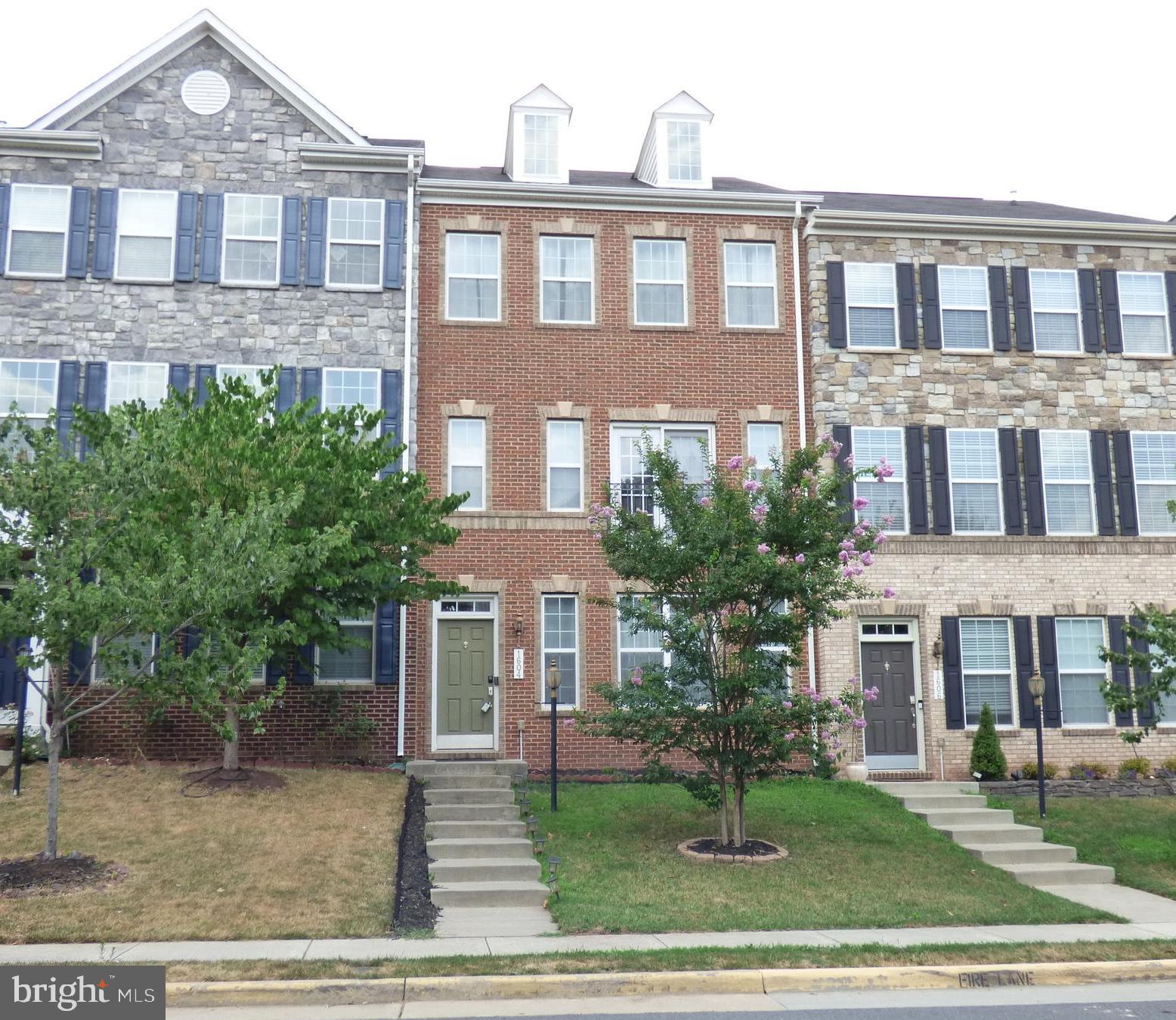 RIVER POINTE - Residential