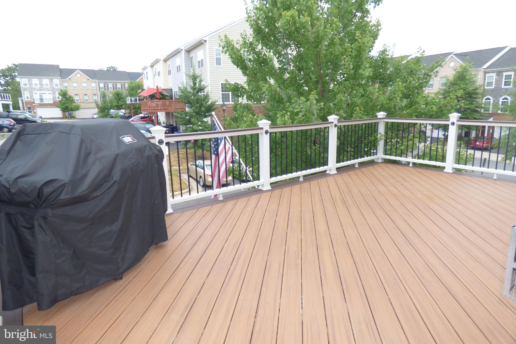 RIVER POINTE - Residential