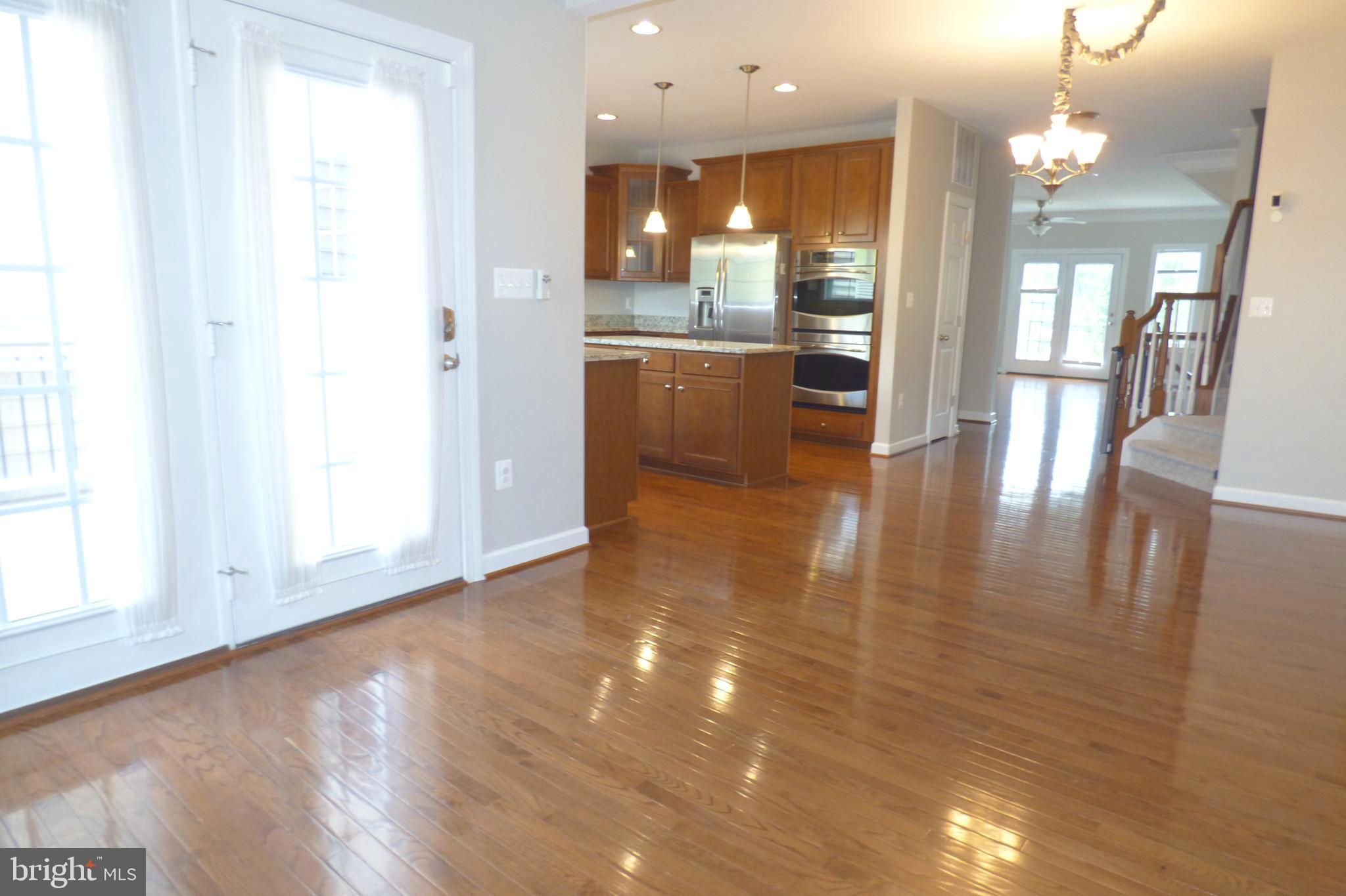 RIVER POINTE - Residential