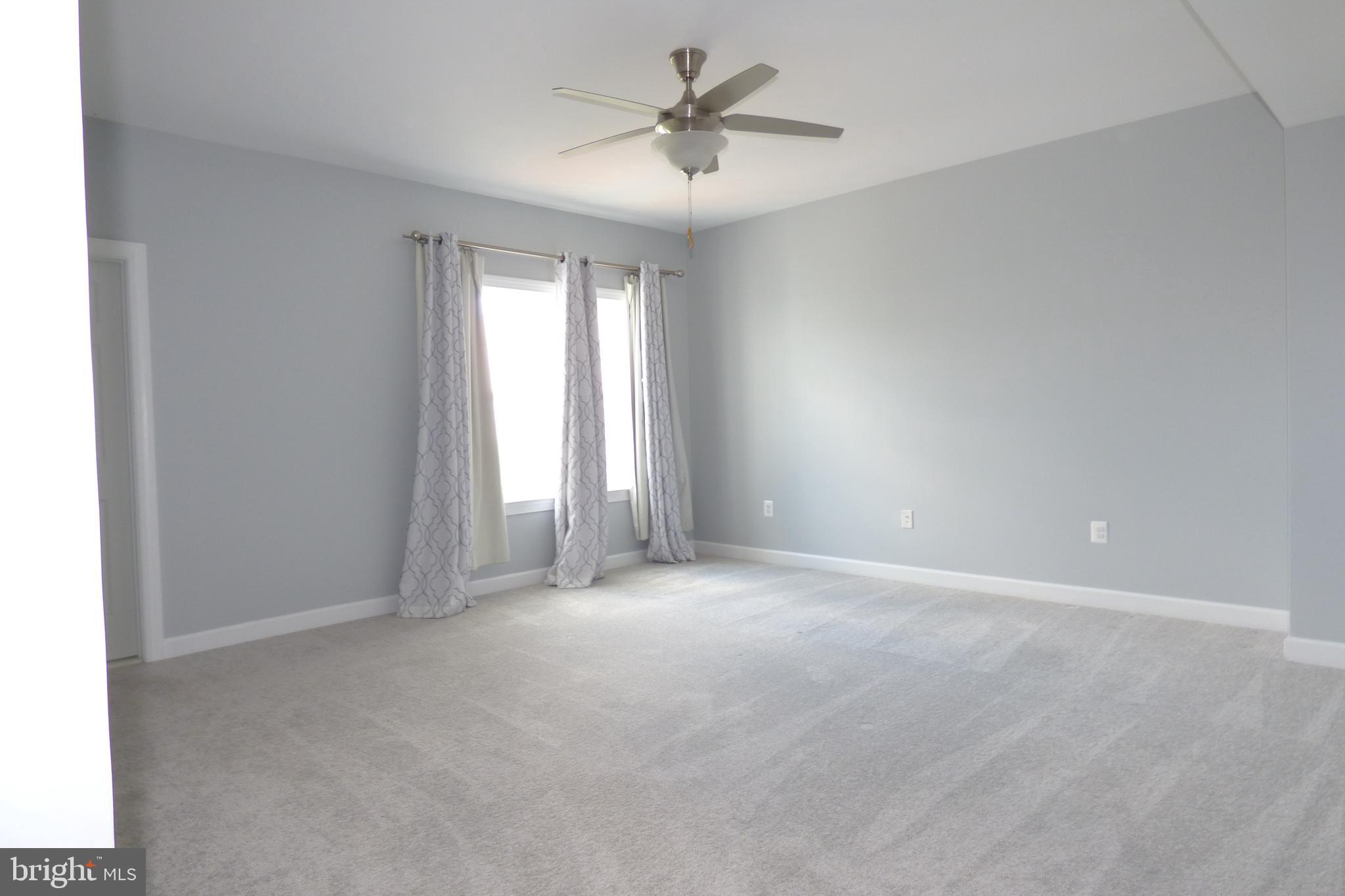 RIVER POINTE - Residential