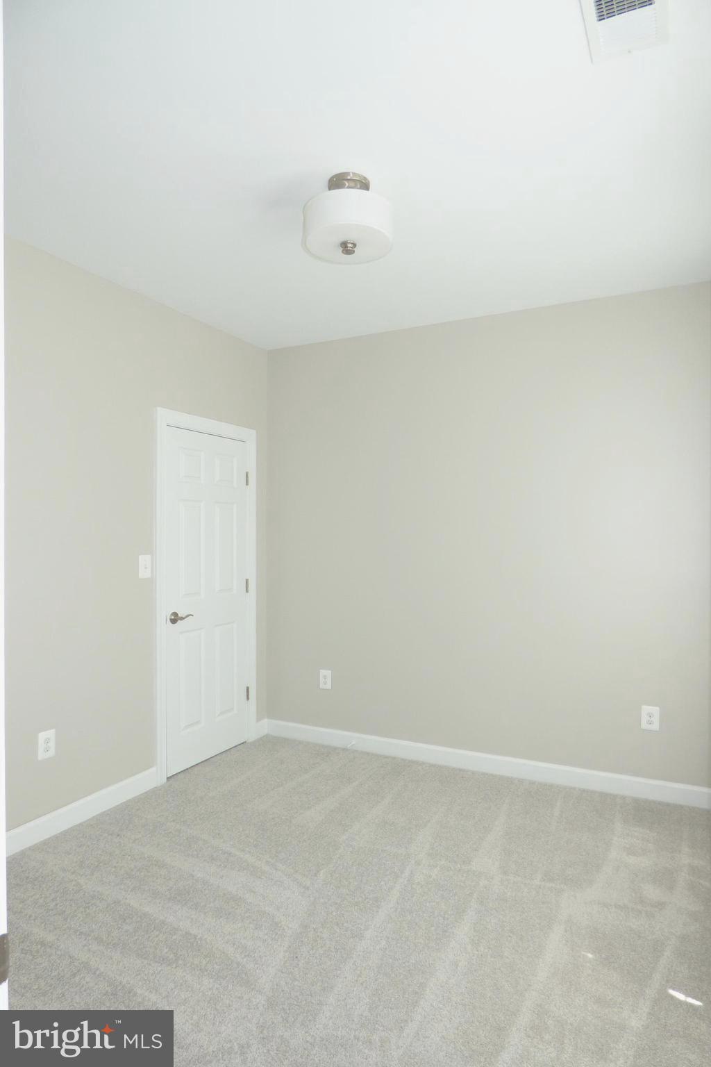 RIVER POINTE - Residential