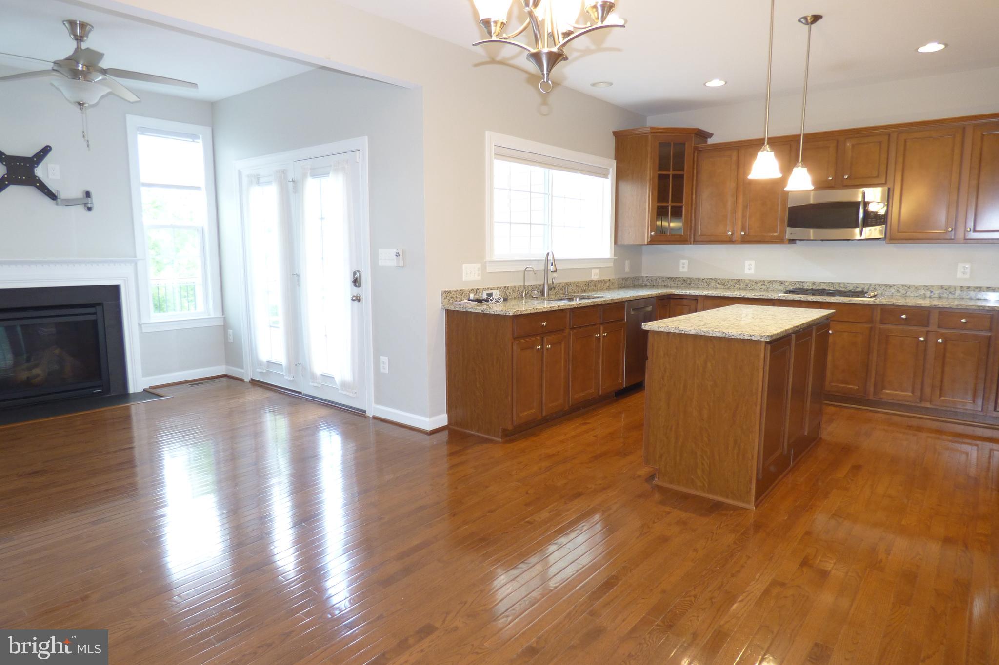 RIVER POINTE - Residential