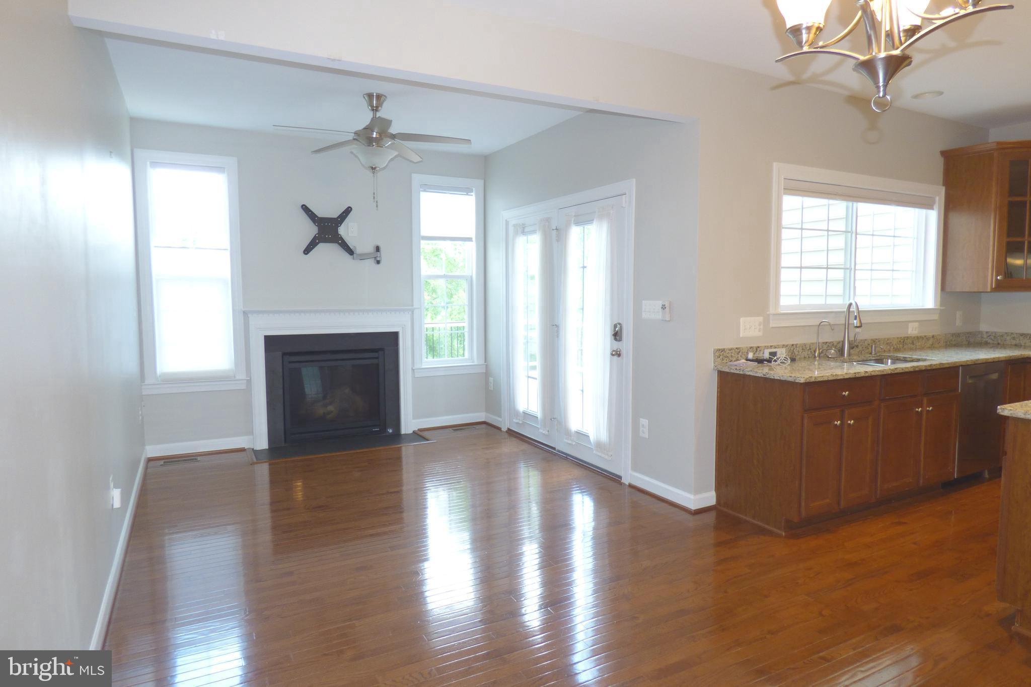 RIVER POINTE - Residential
