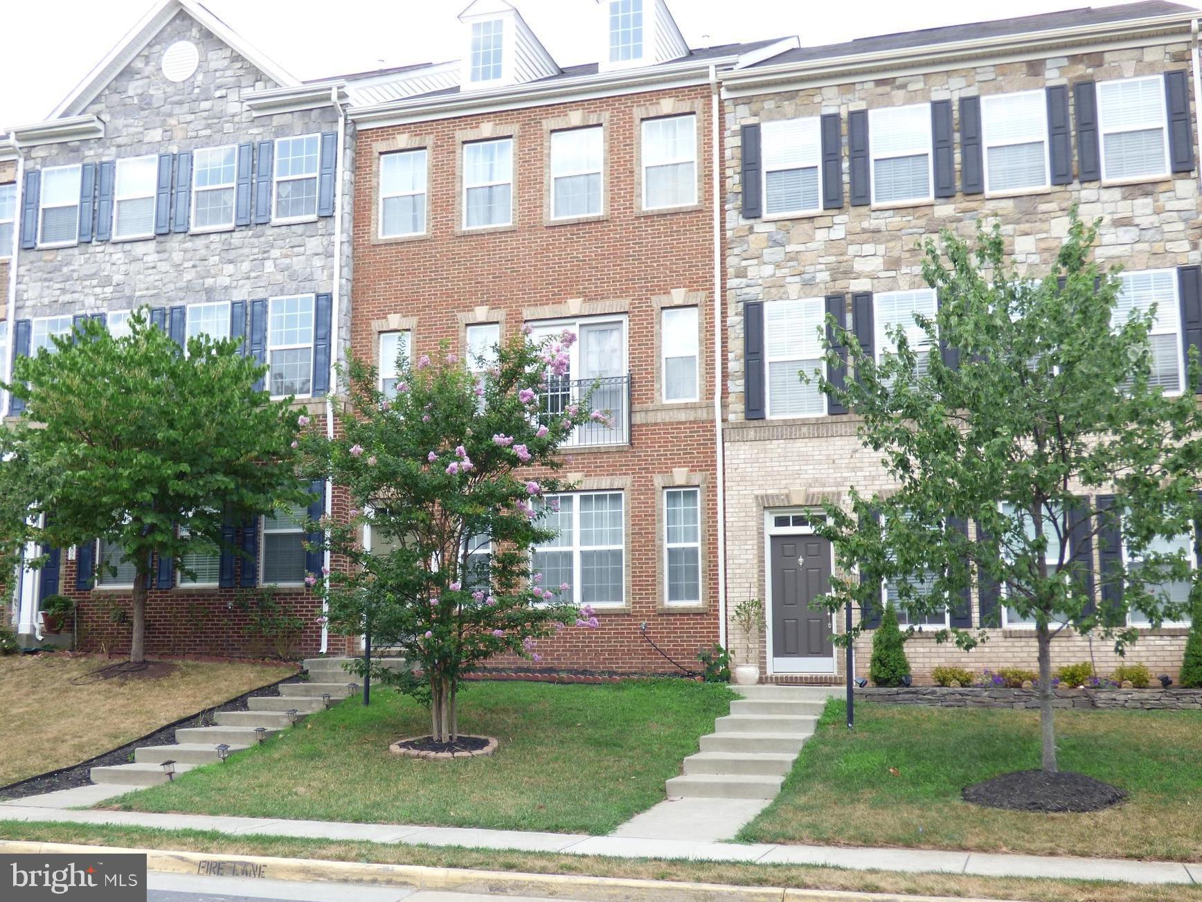 RIVER POINTE - Residential