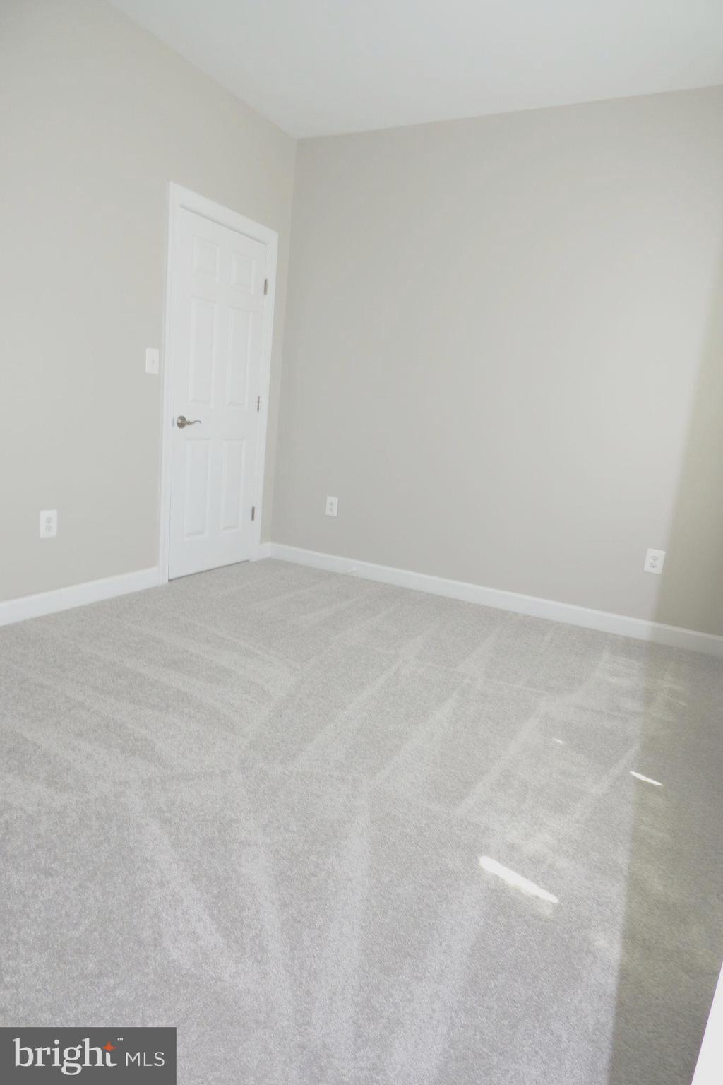 RIVER POINTE - Residential