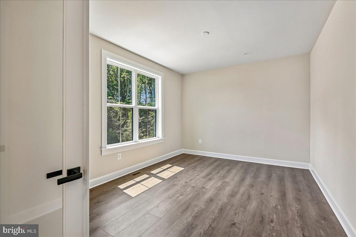 TWO RIVERS - Residential