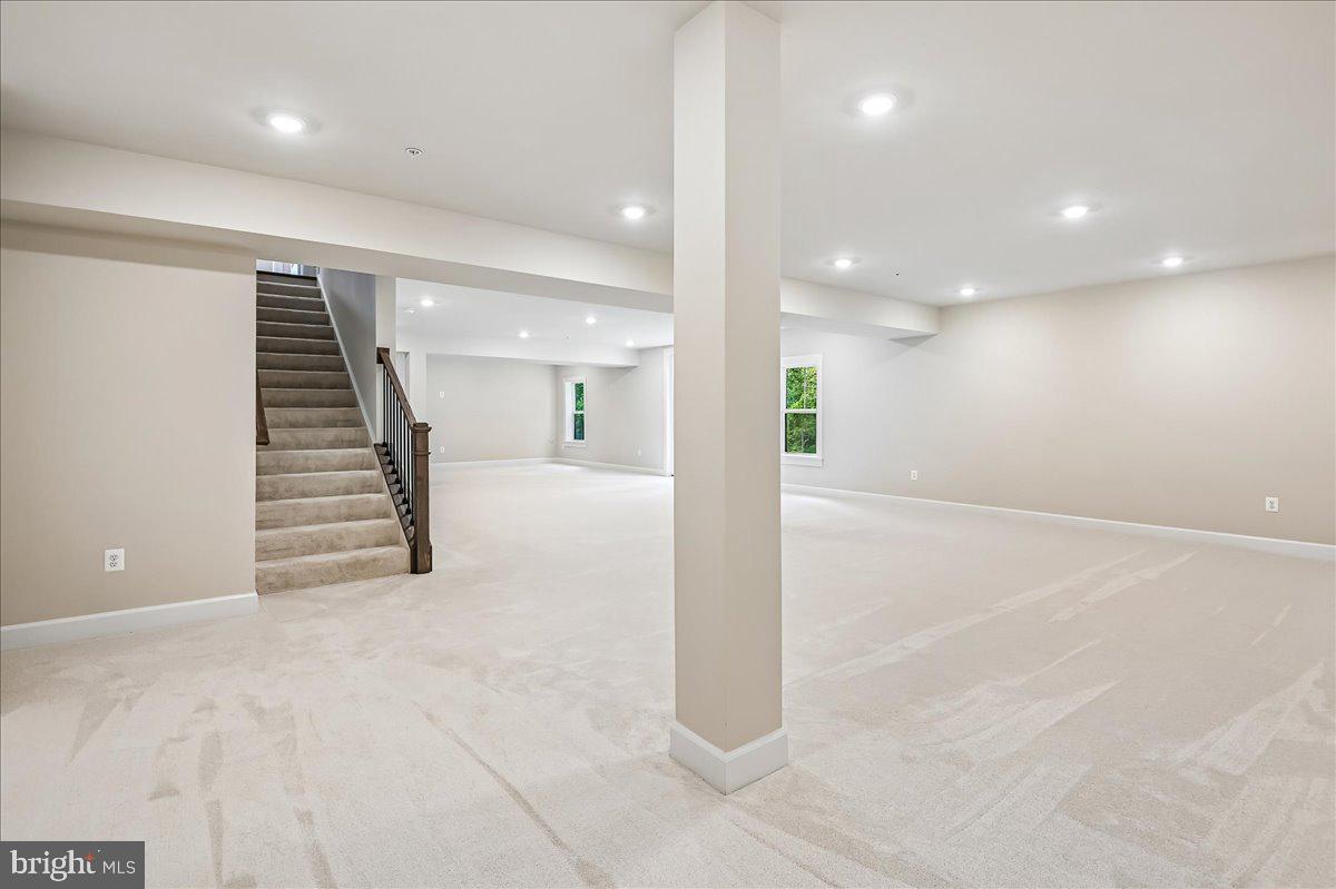 TWO RIVERS - Residential
