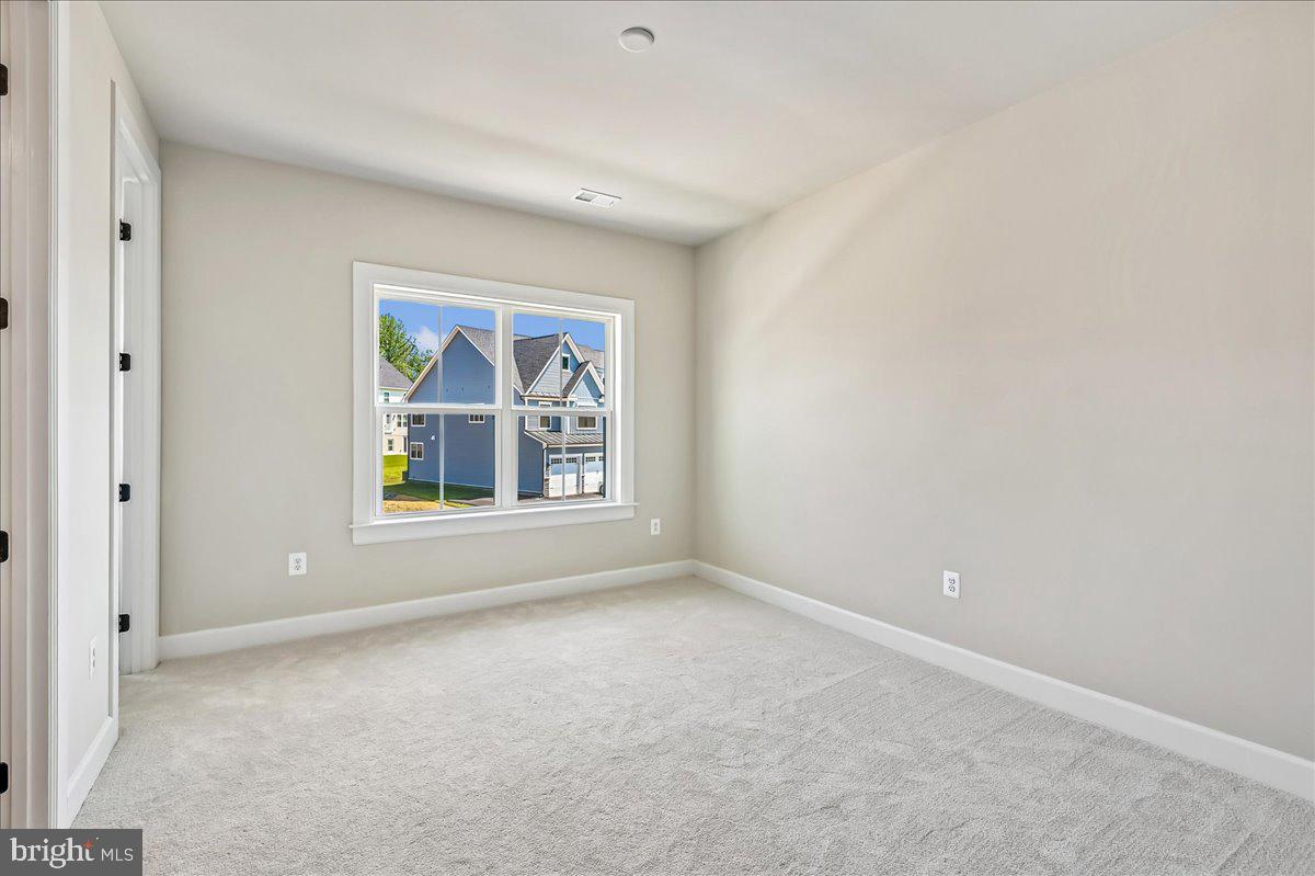 TWO RIVERS - Residential